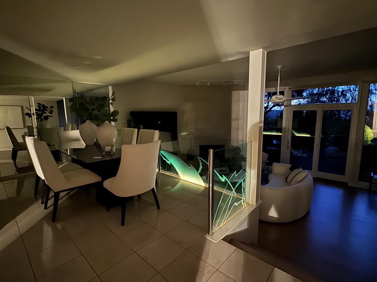 18400 Overlook RD 70