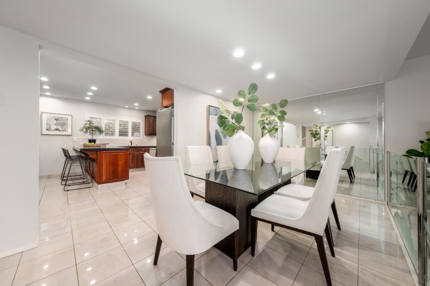 18400 Overlook RD 70