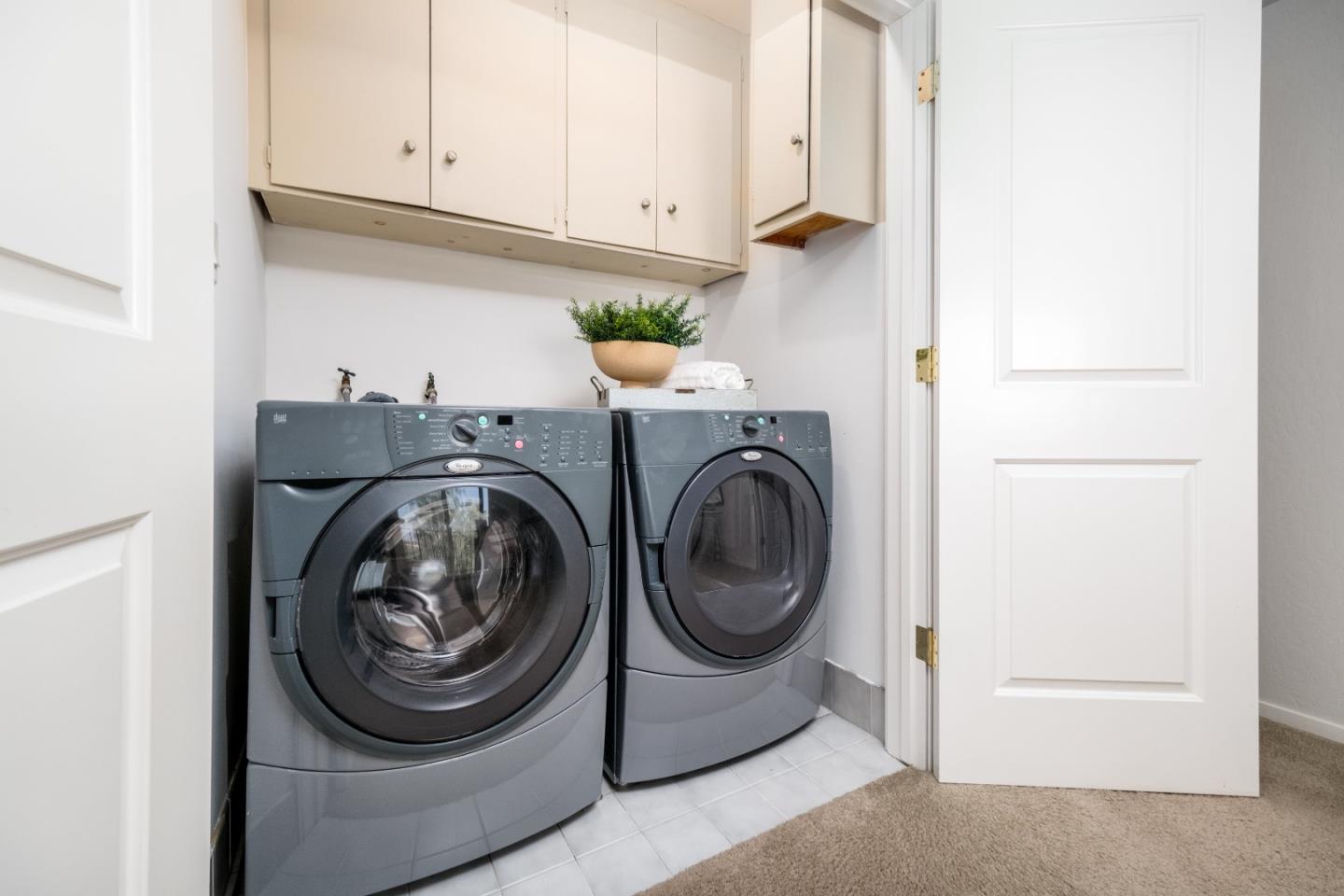 18400 Overlook RD 70