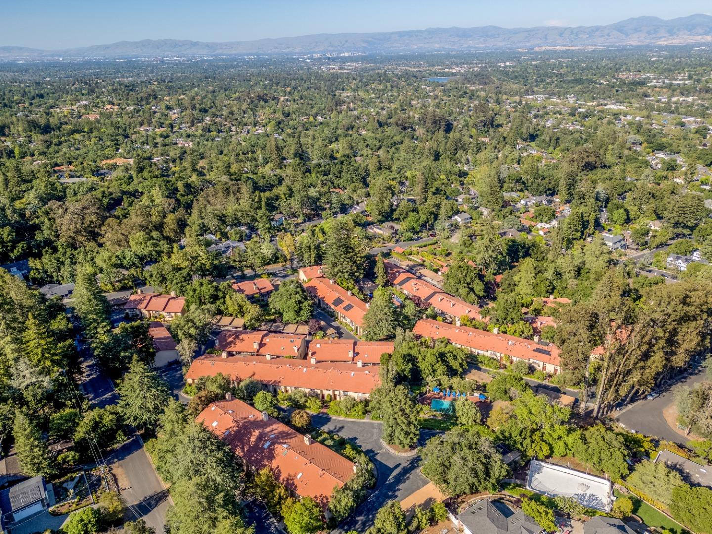 18400 Overlook RD 70