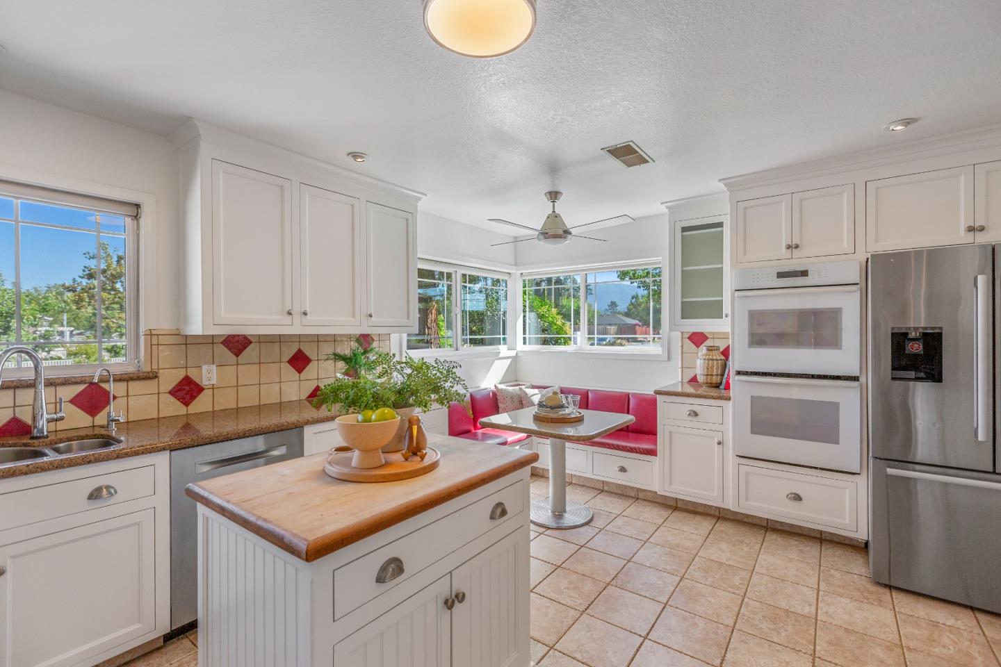 1445 Dentwood DR