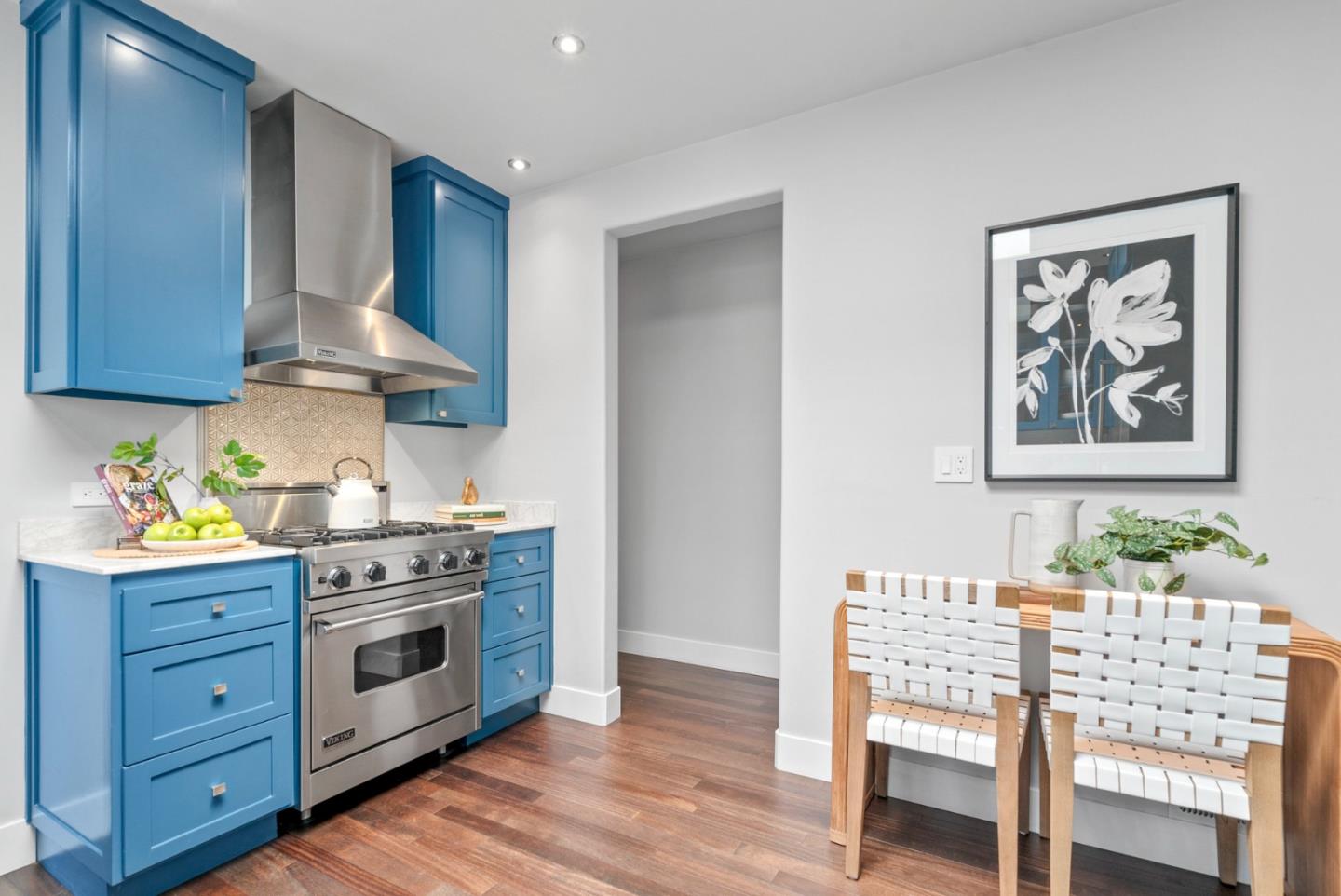 1494 McKendrie Street