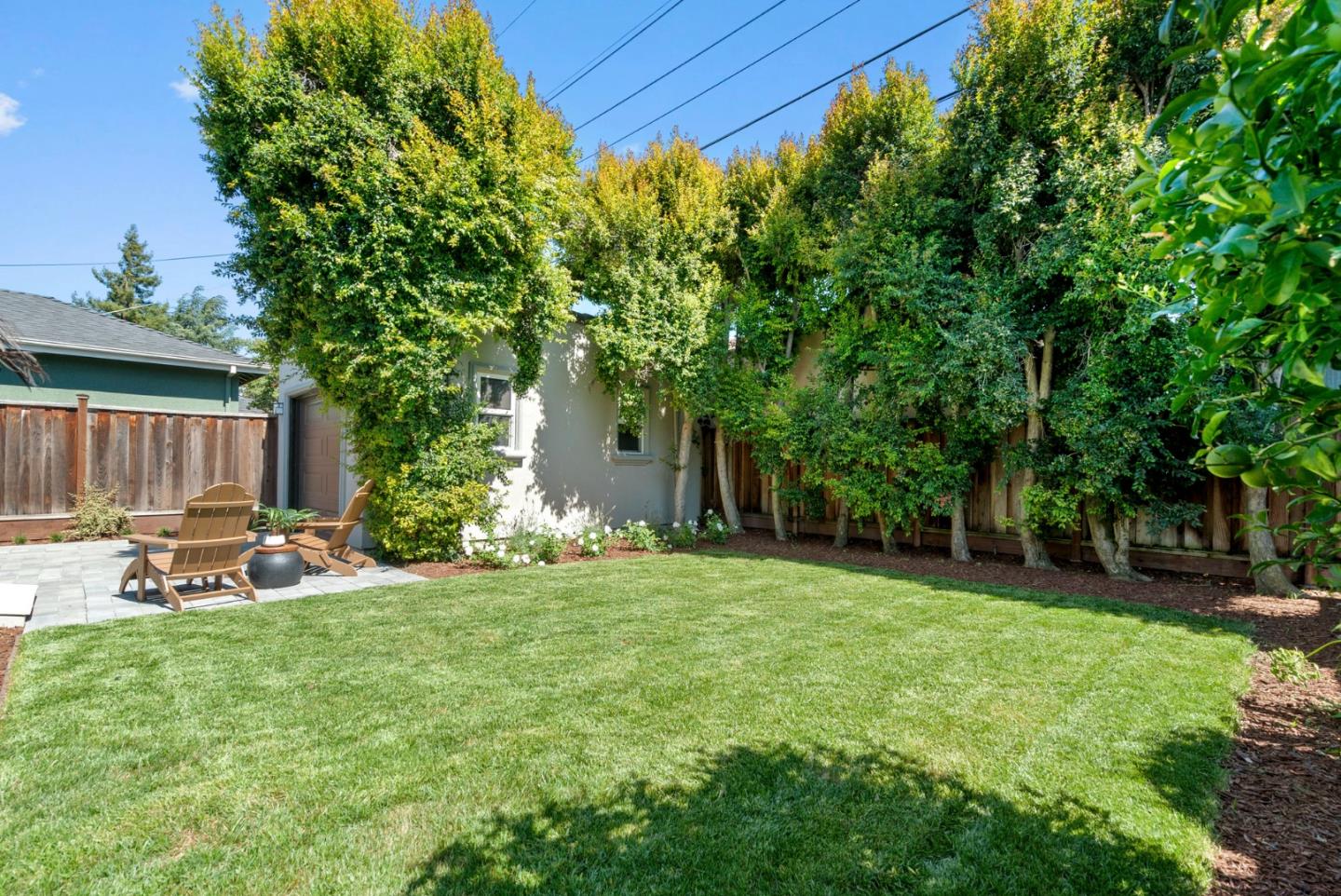 1494 McKendrie Street