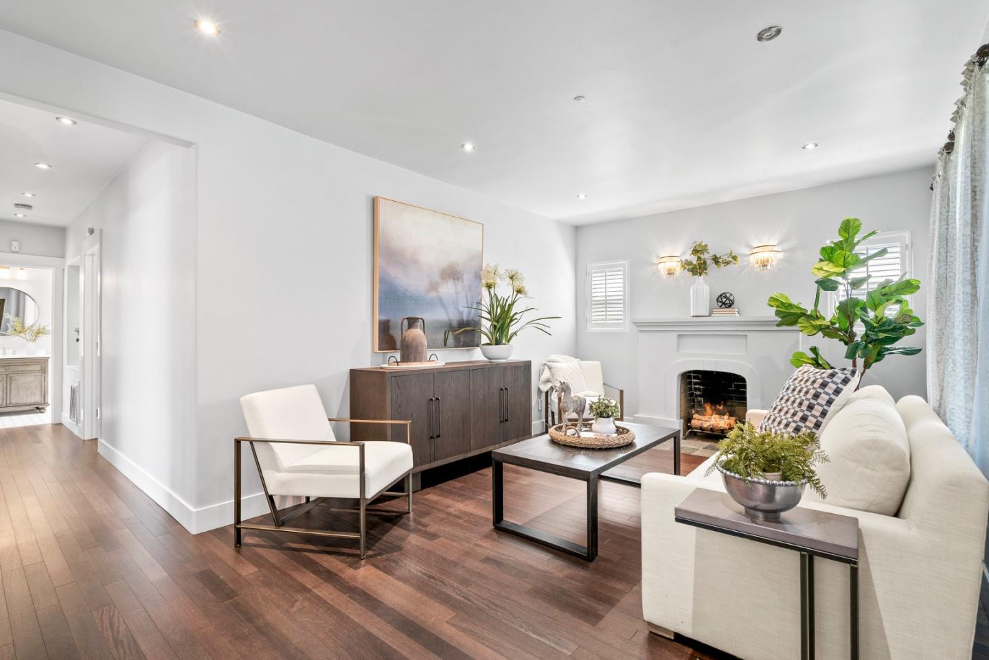 1494 McKendrie Street