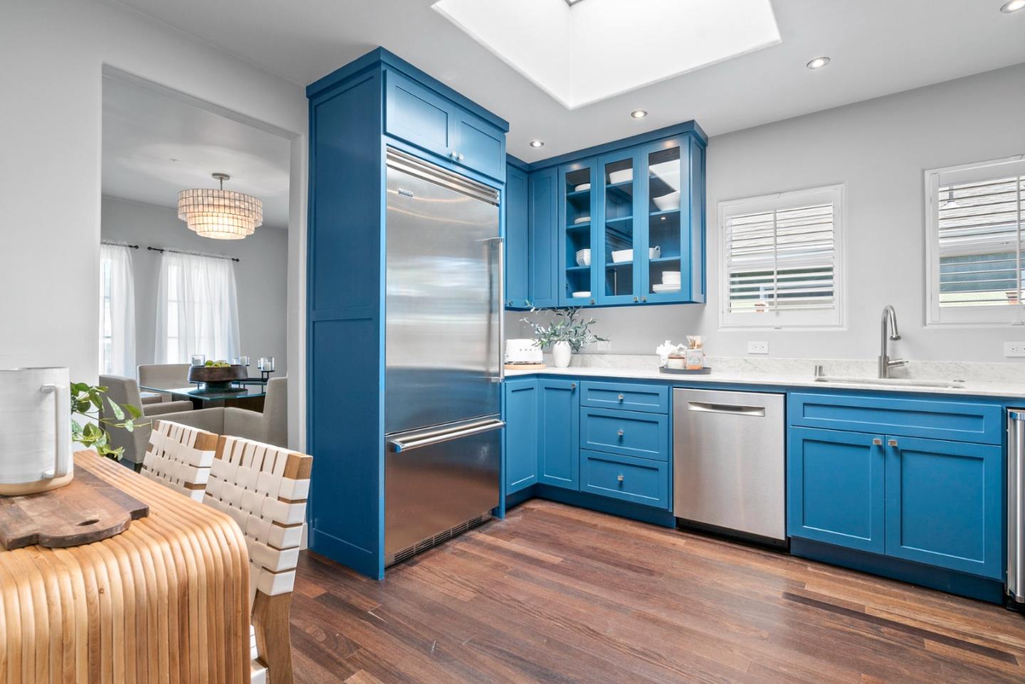 1494 McKendrie Street