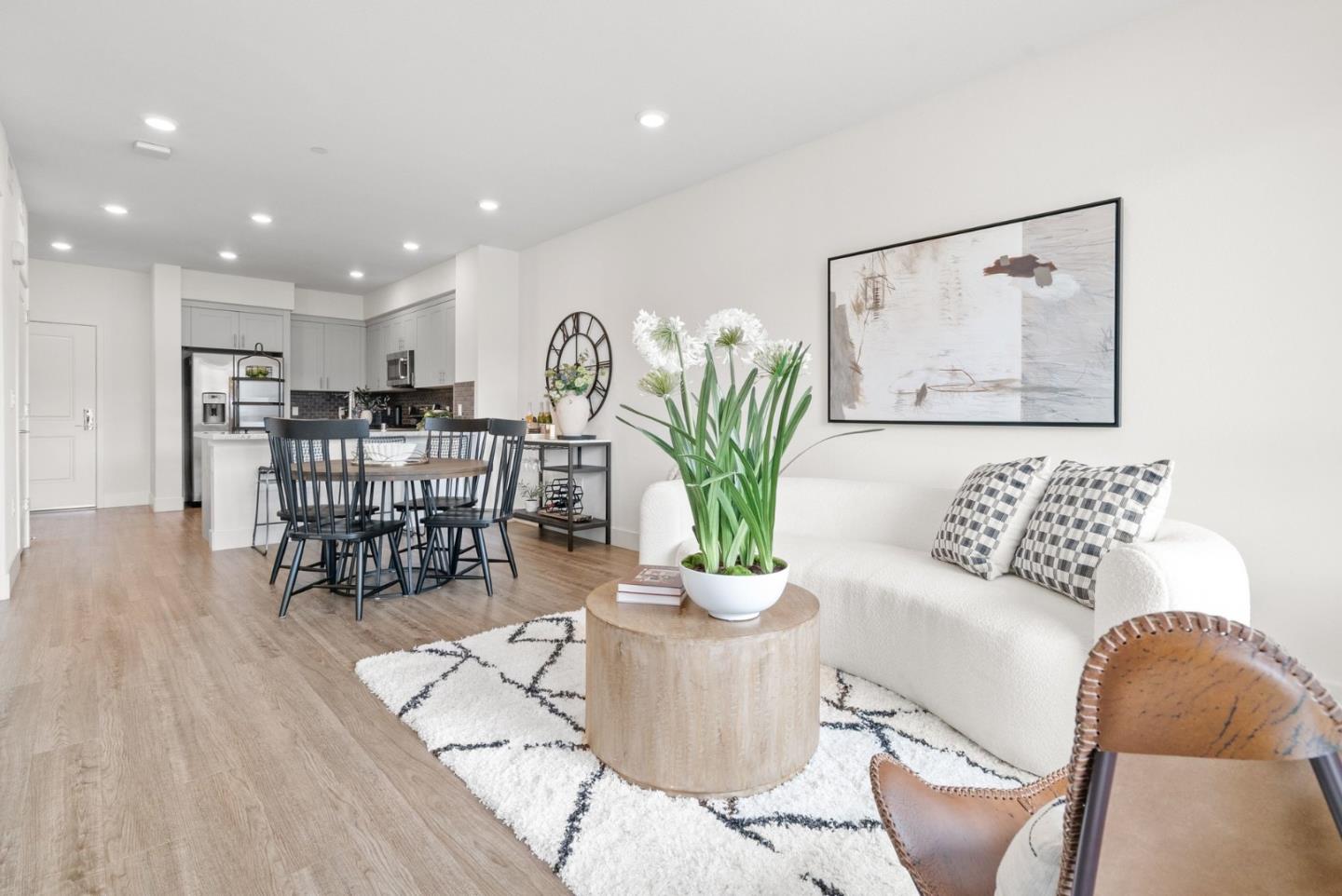 5951 Sunstone Drive 311