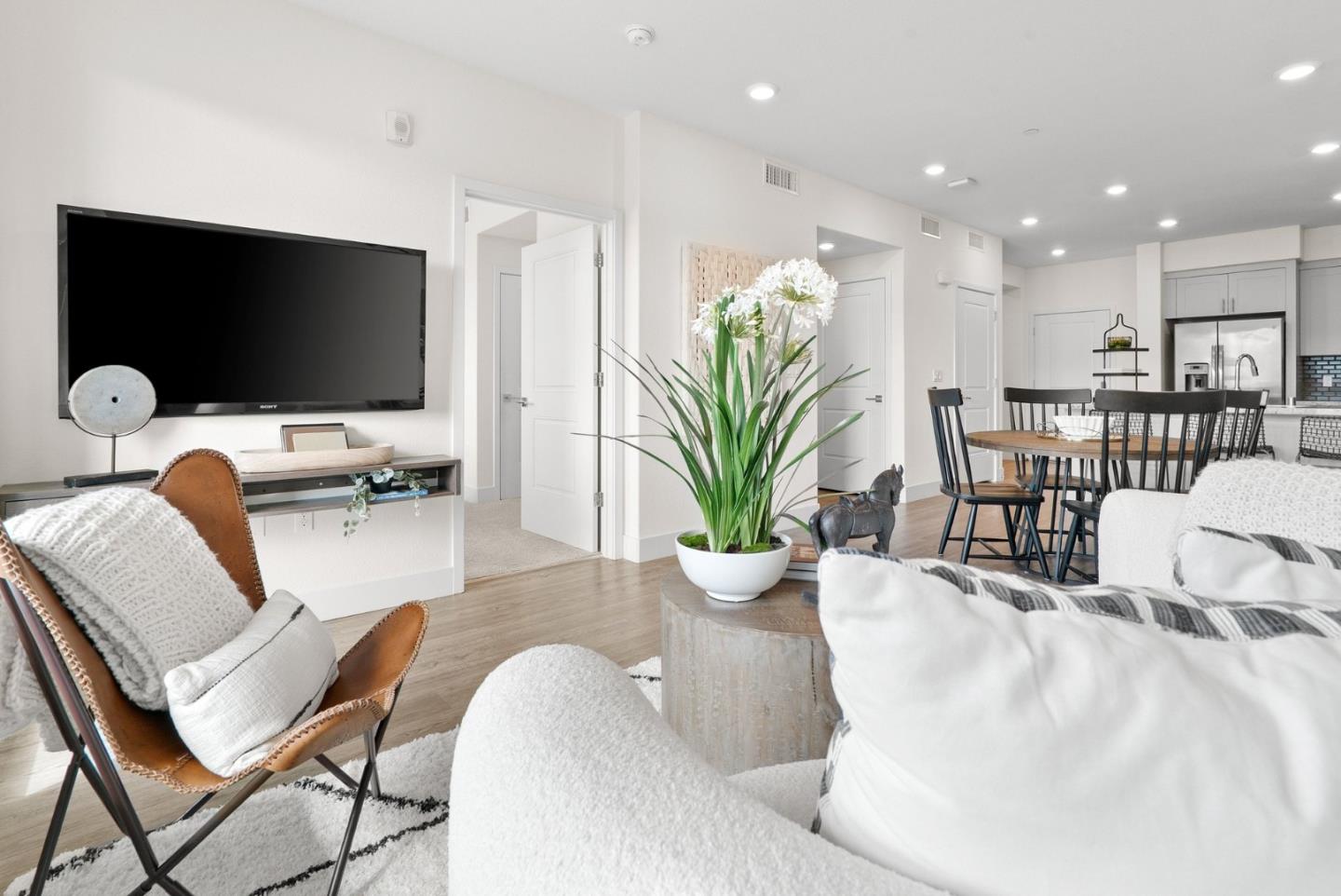 5951 Sunstone Drive 311