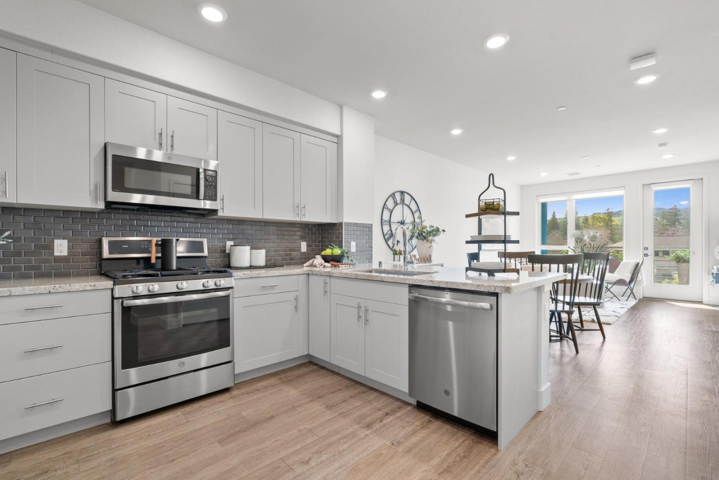 5951 Sunstone Drive 311