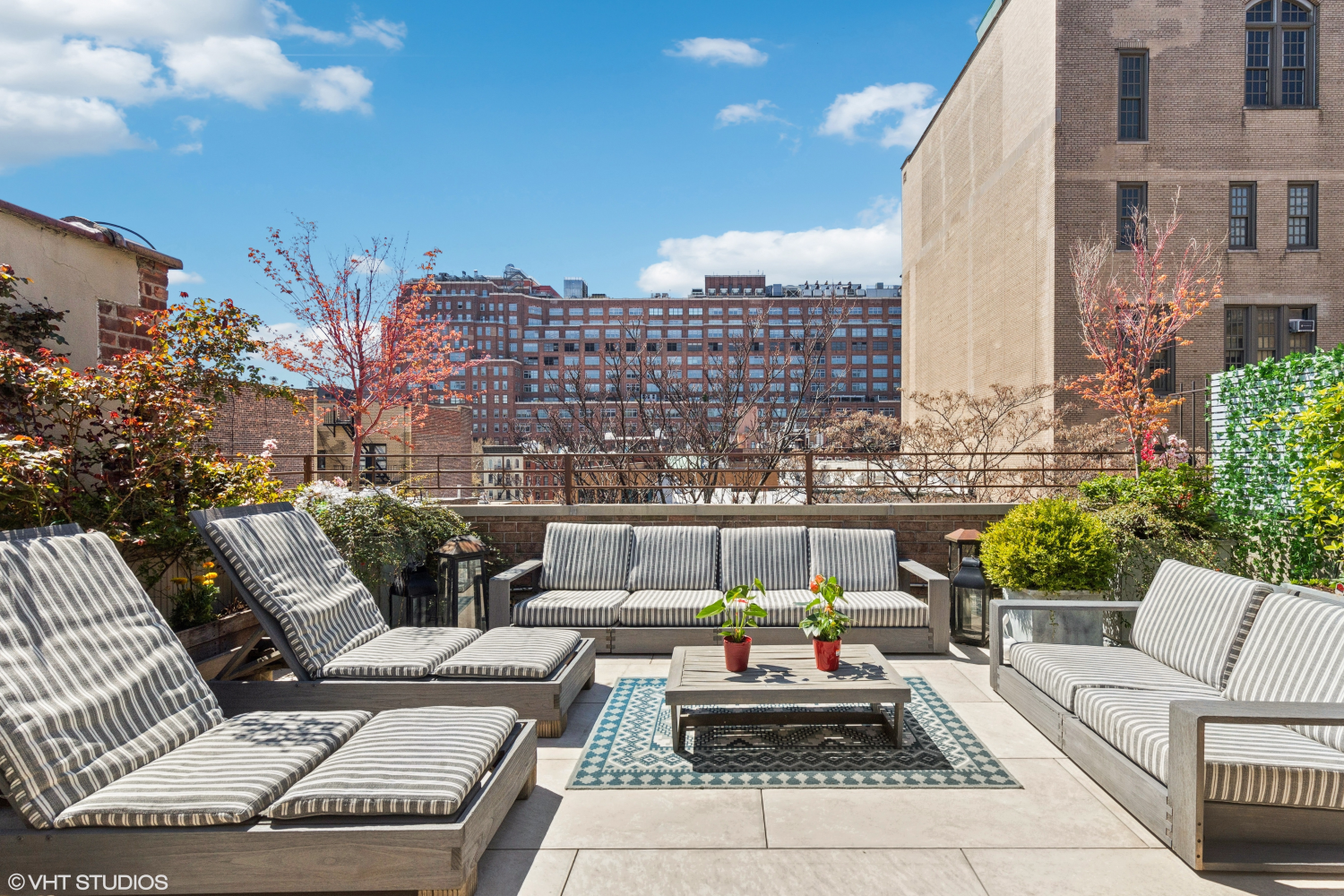 332 W 19TH Street DUPLEXA