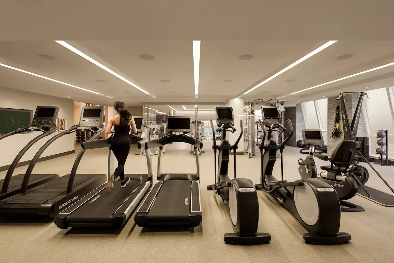 515 W 18TH Street 902