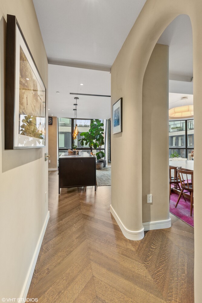 515 W 18TH Street 902