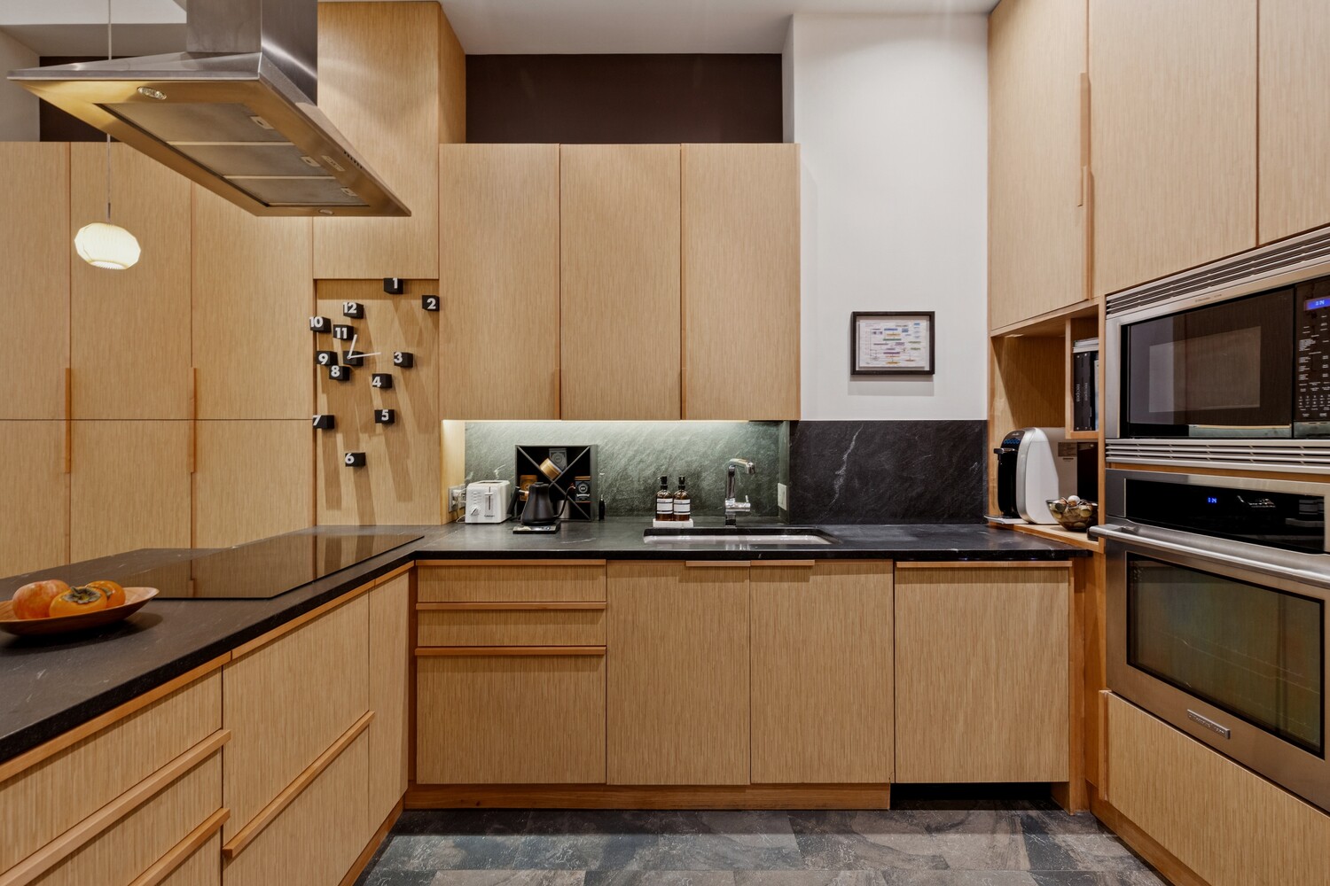 28 OLD FULTON Street THE