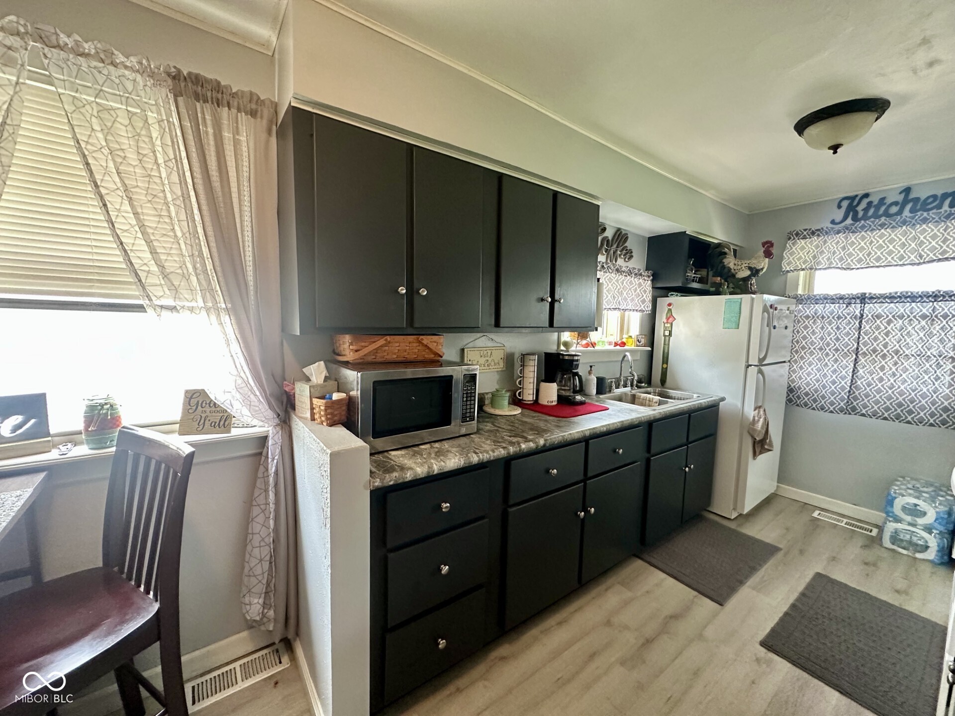 107 W 3rd Street
