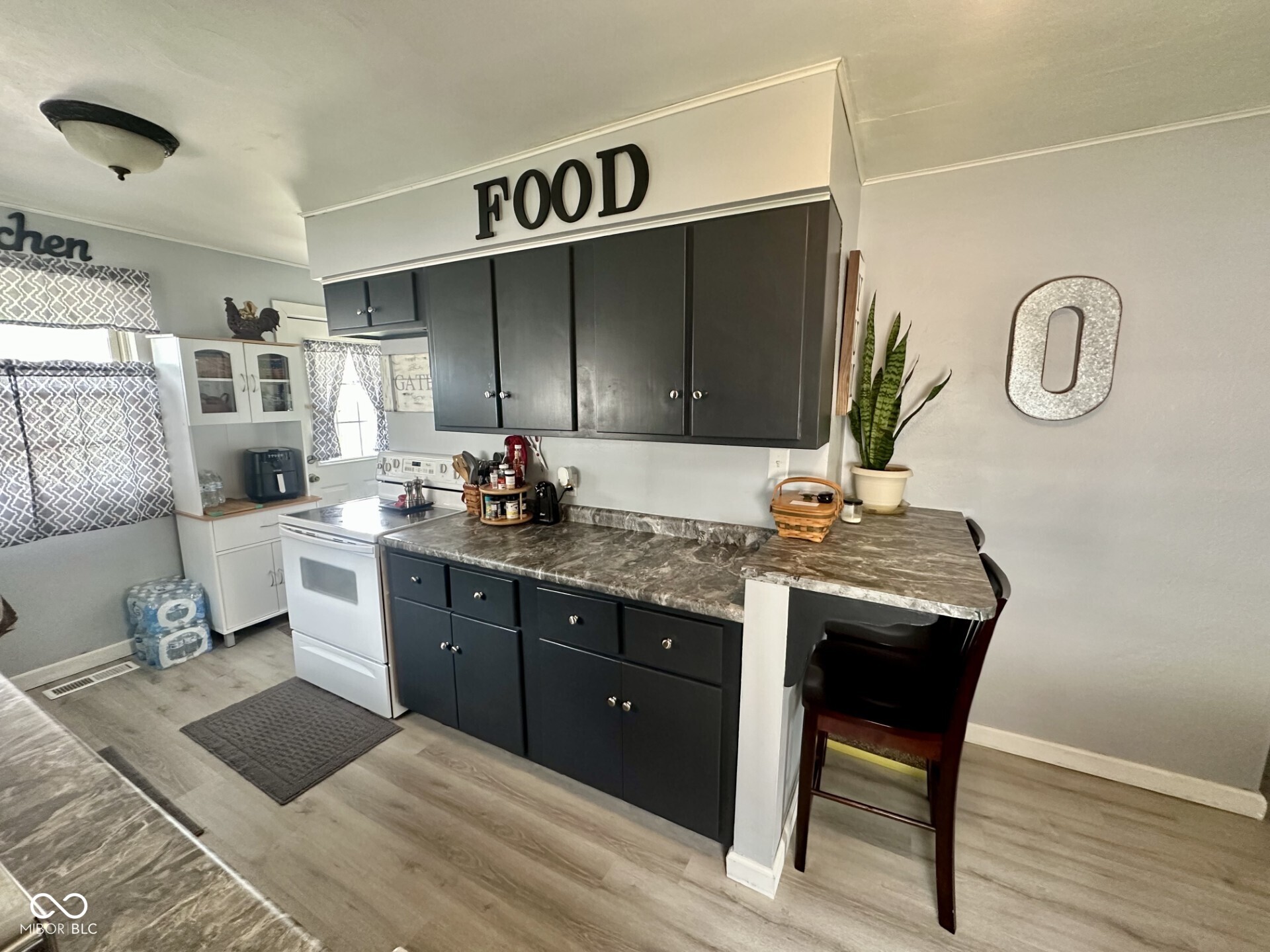107 W 3rd Street
