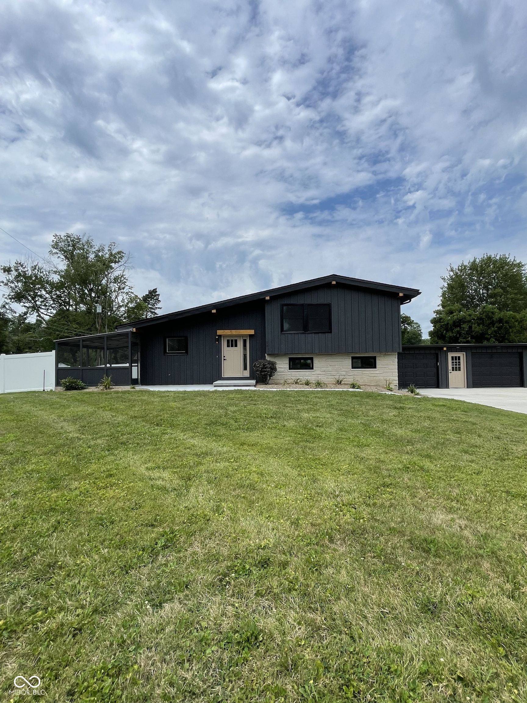 357 Hillcrest Avenue