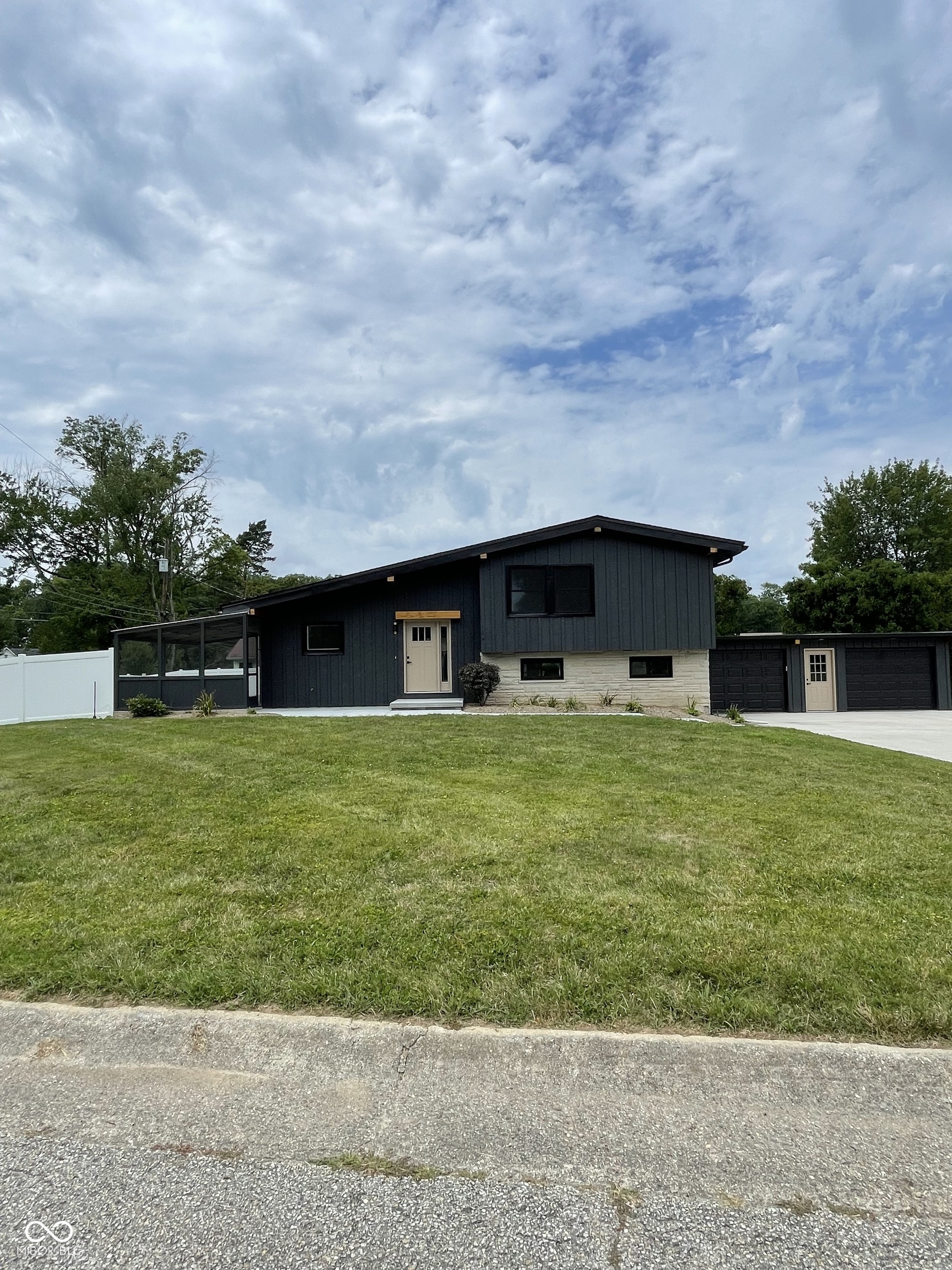 357 Hillcrest Avenue