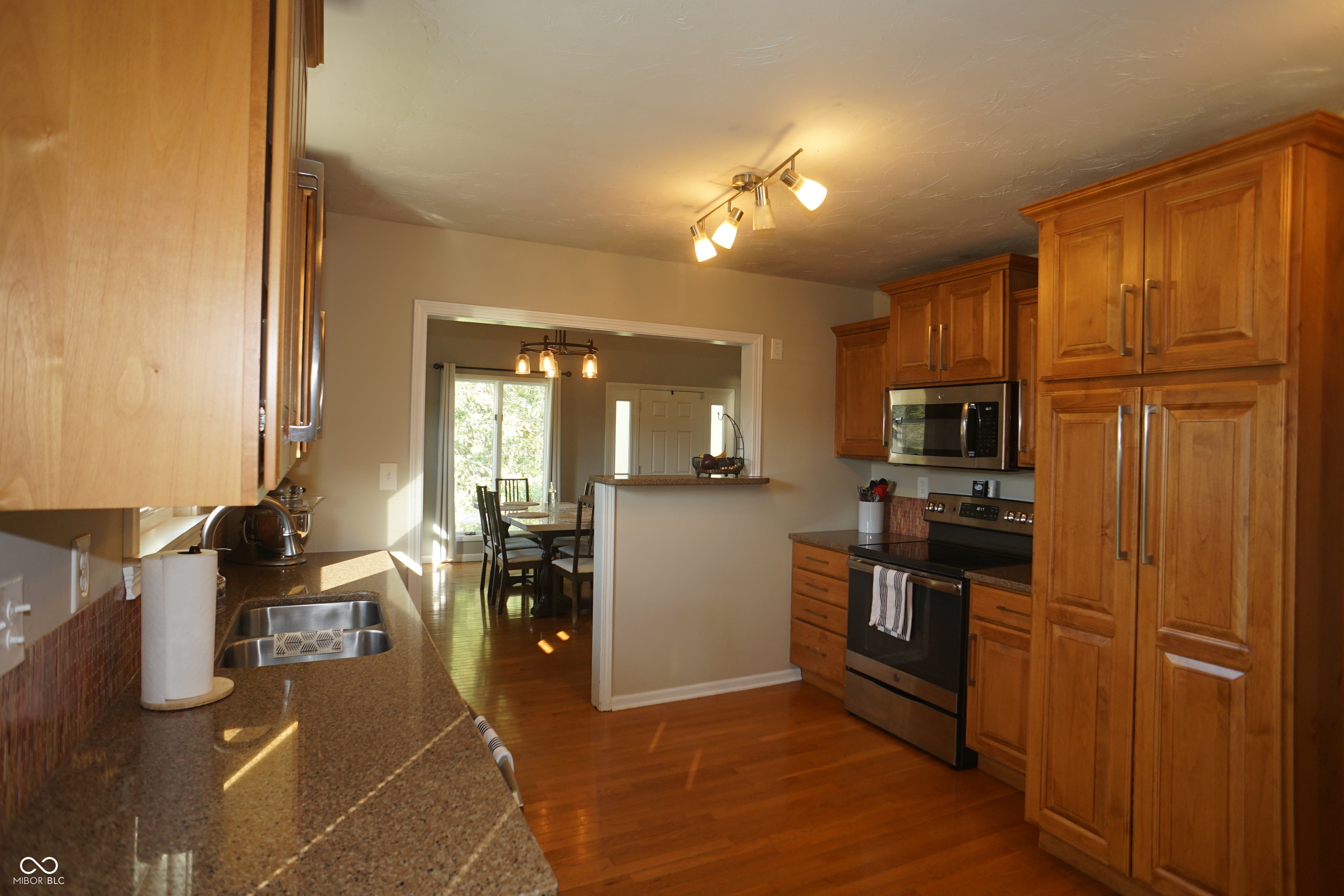 2131 S County Line Road
