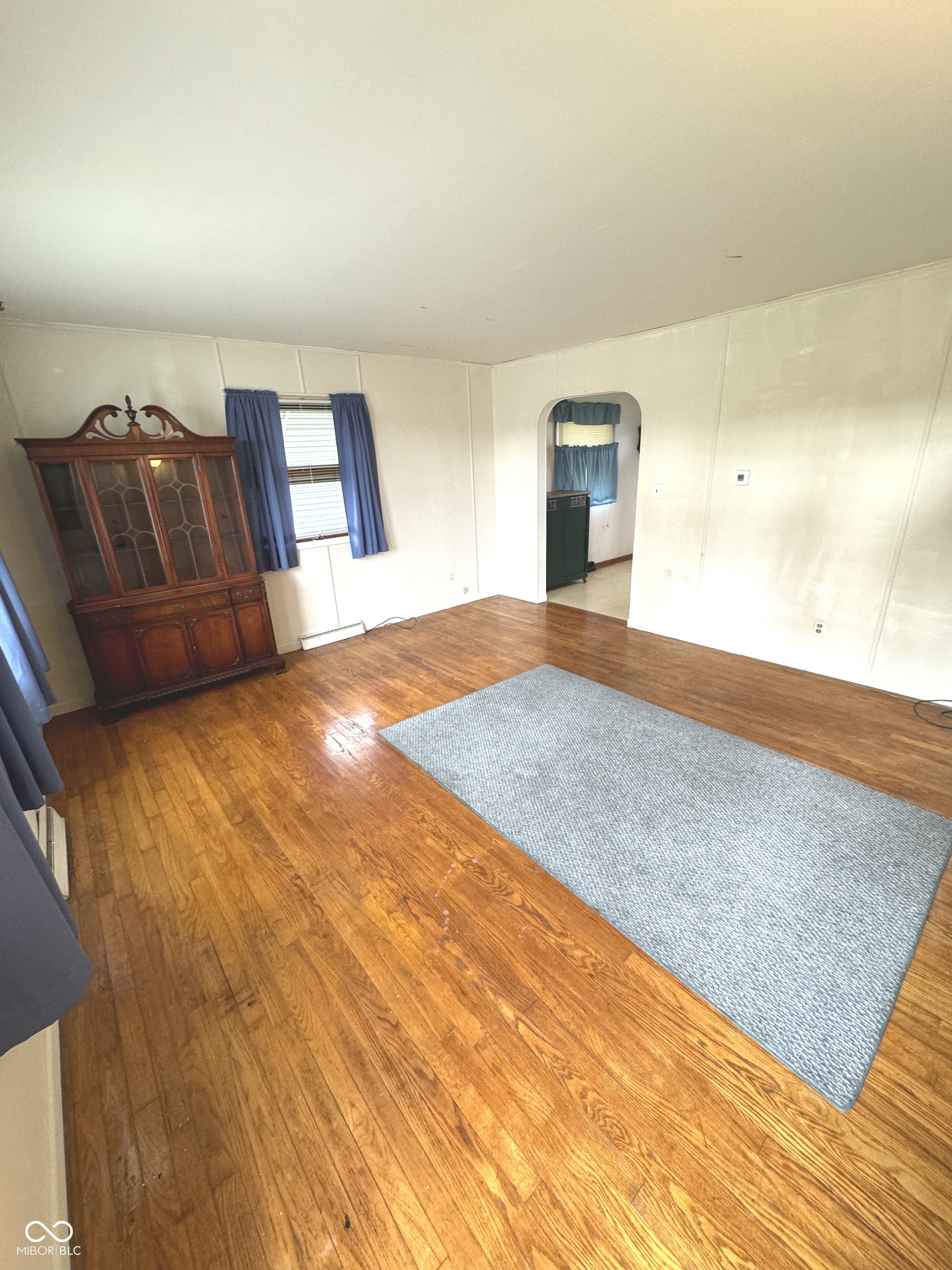 512 Central Avenue