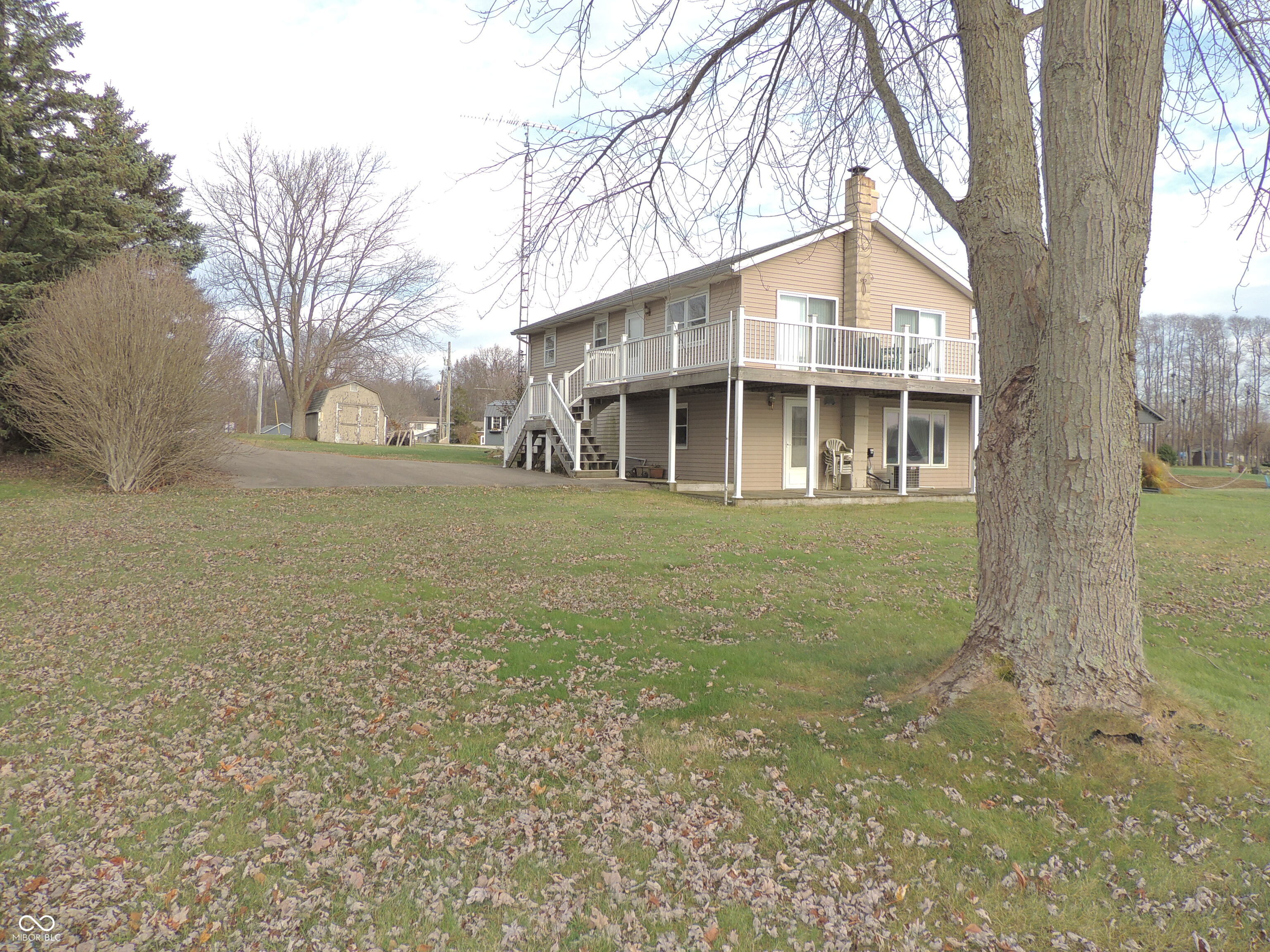 908 SE Mohawk Trail