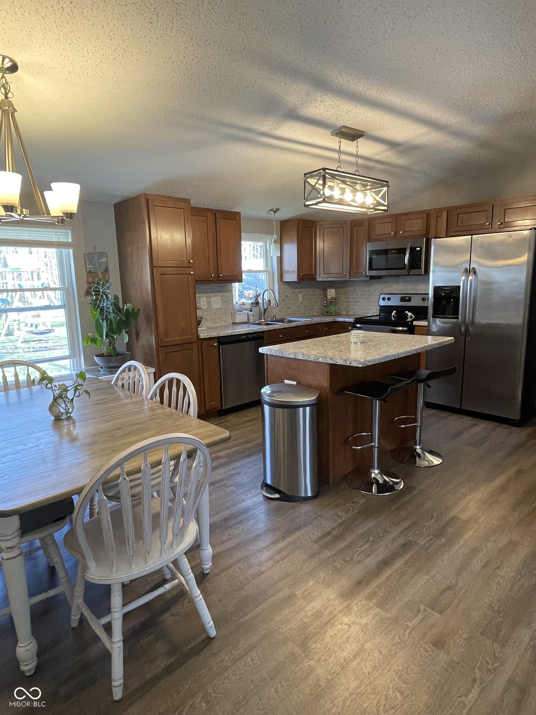 25706 W County Line Road