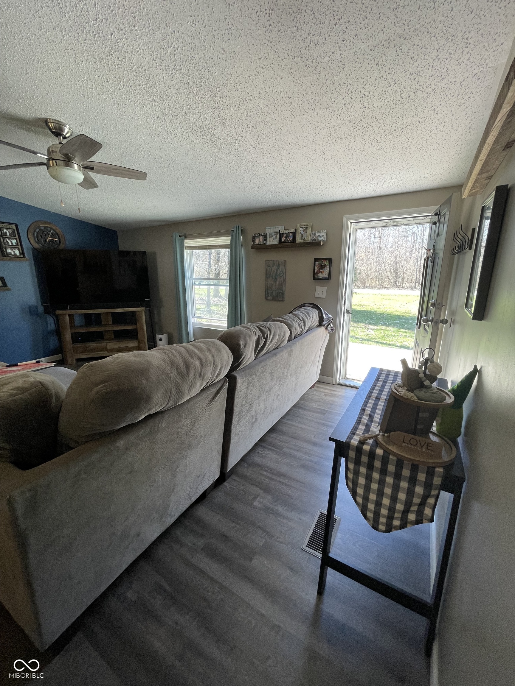 25706 W County Line Road