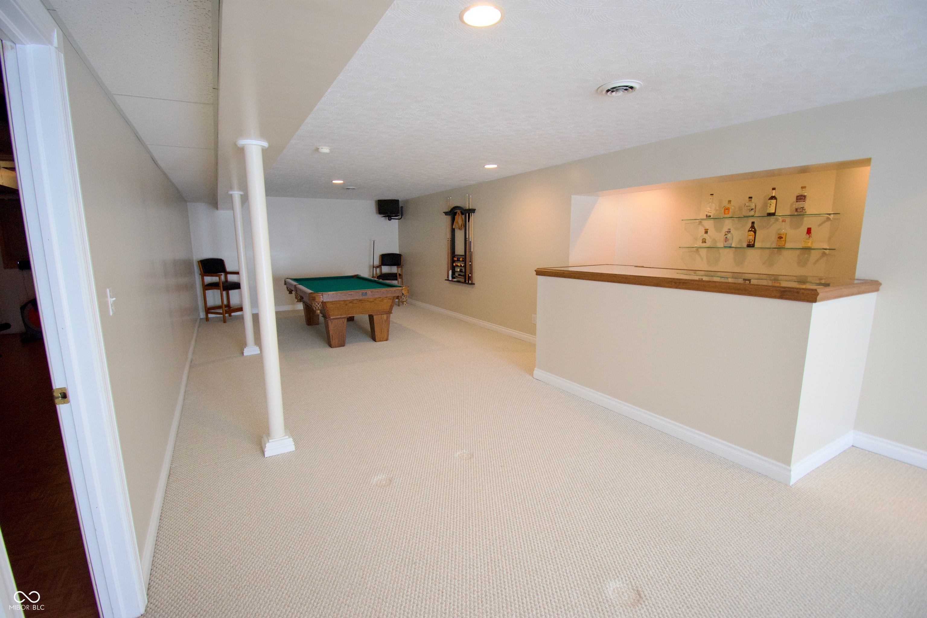 8187 State Road 229