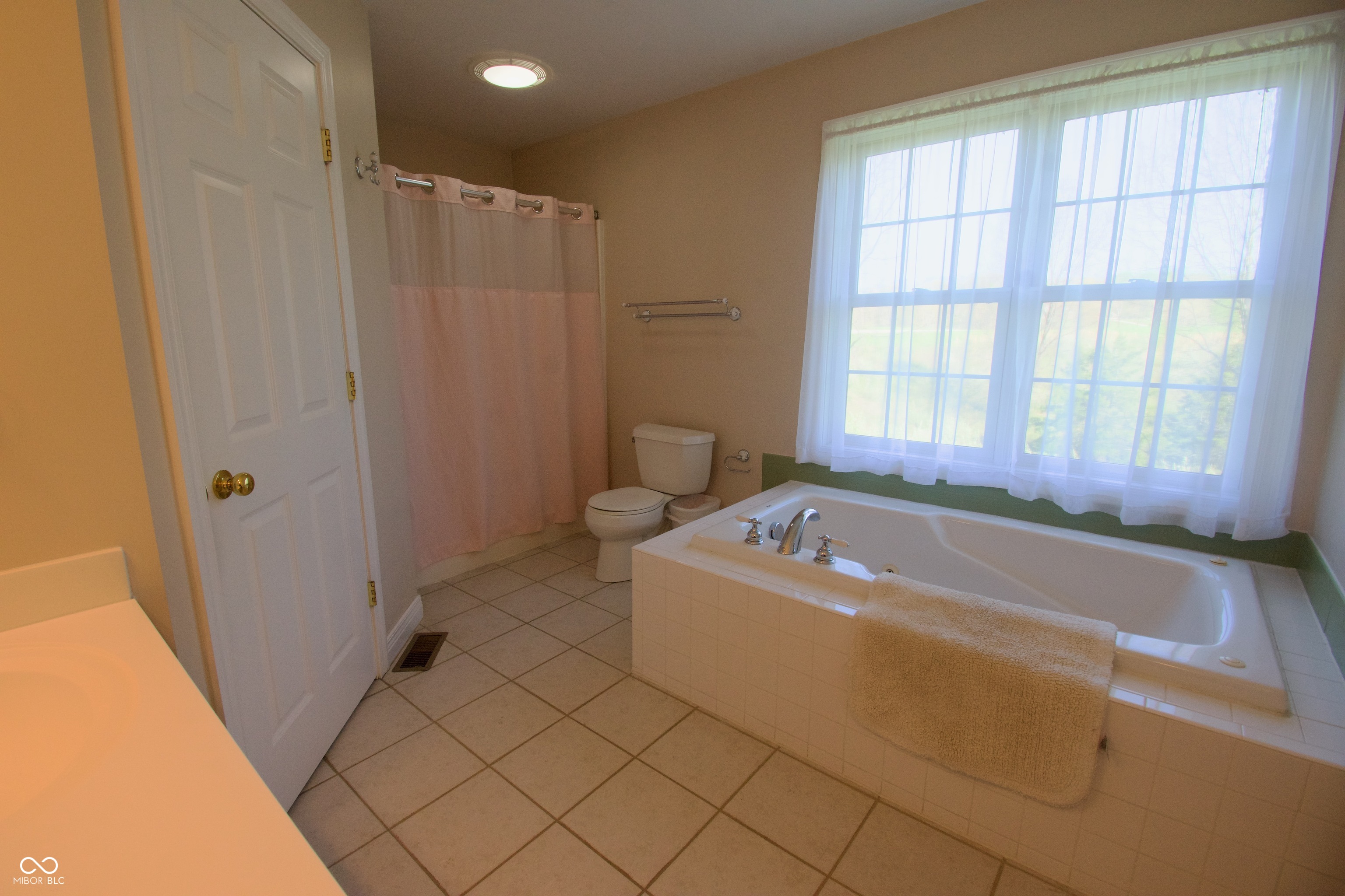 8187 State Road 229