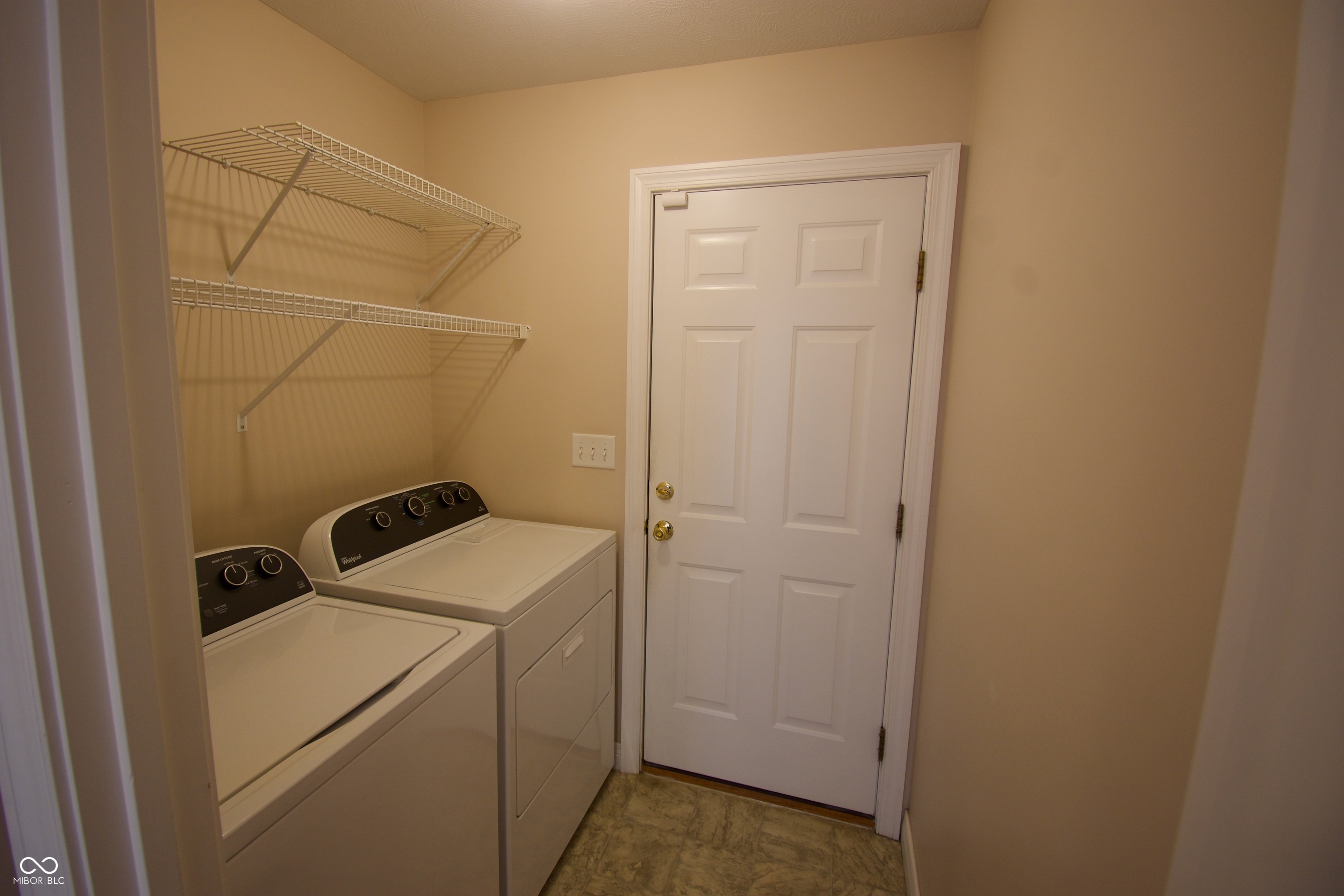 8187 State Road 229