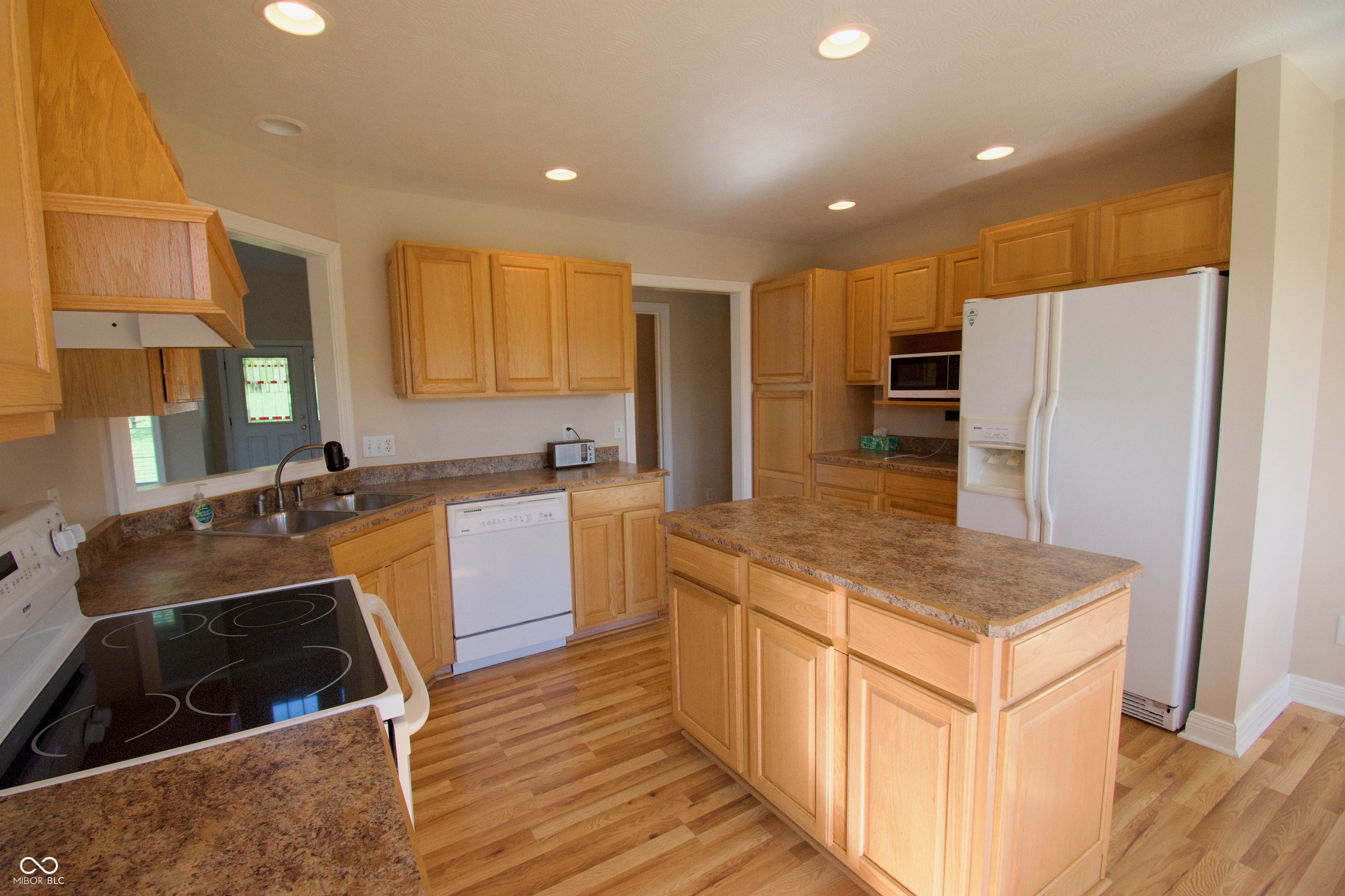 8187 State Road 229
