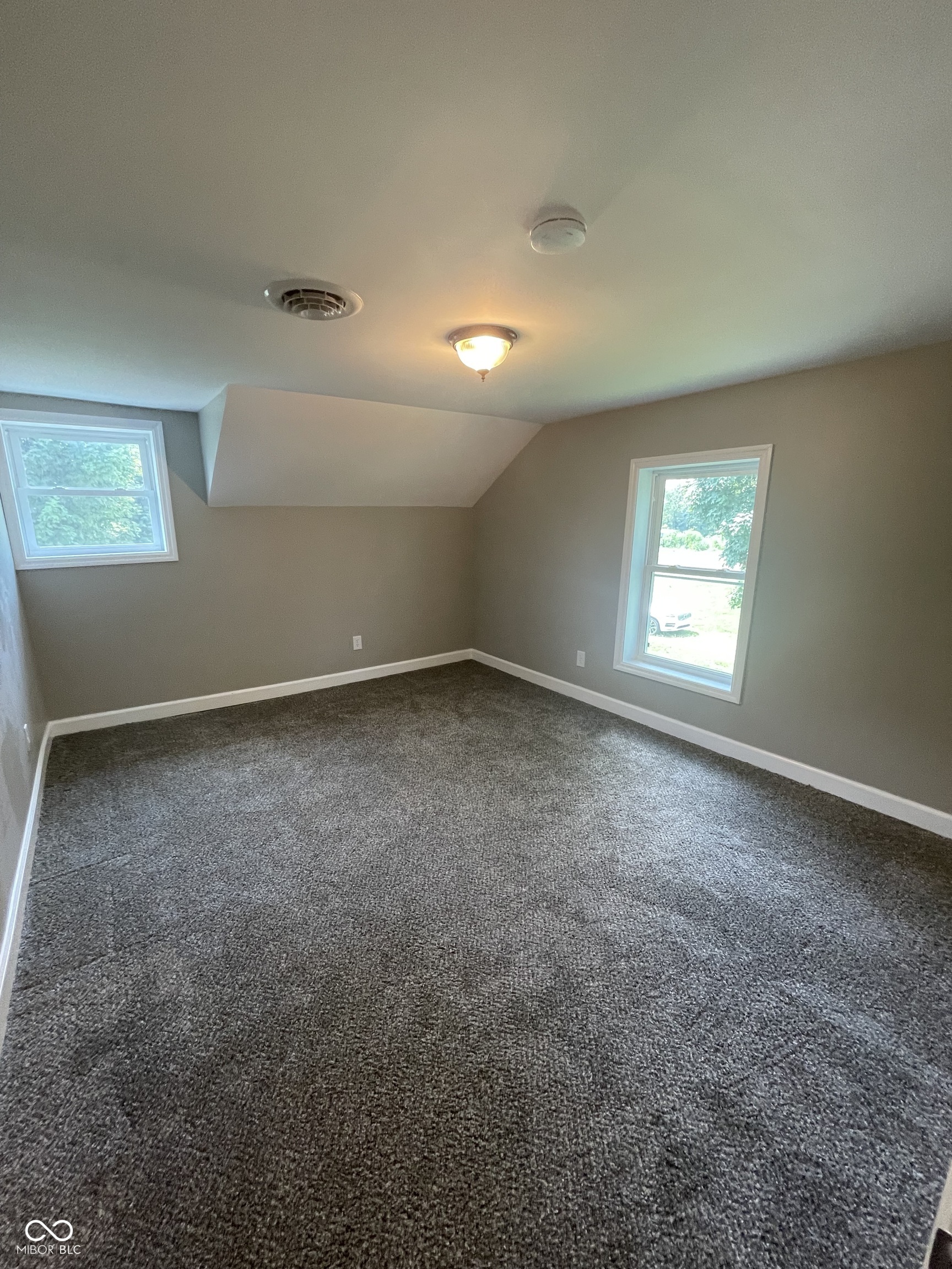 5722 E Township Line Road