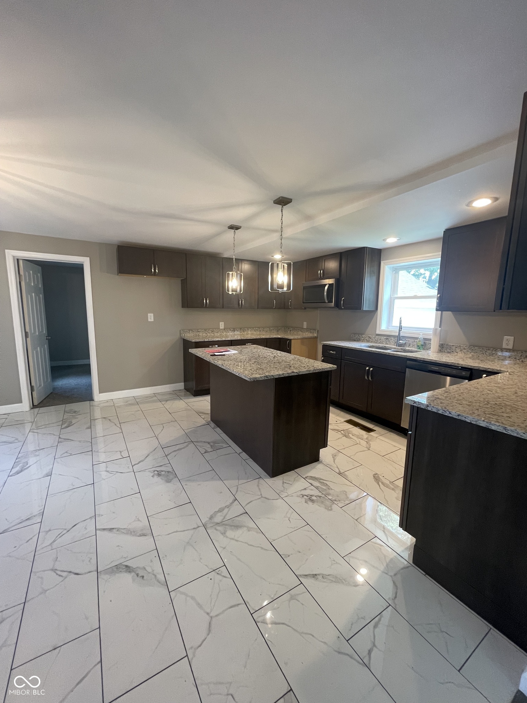 5722 E Township Line Road