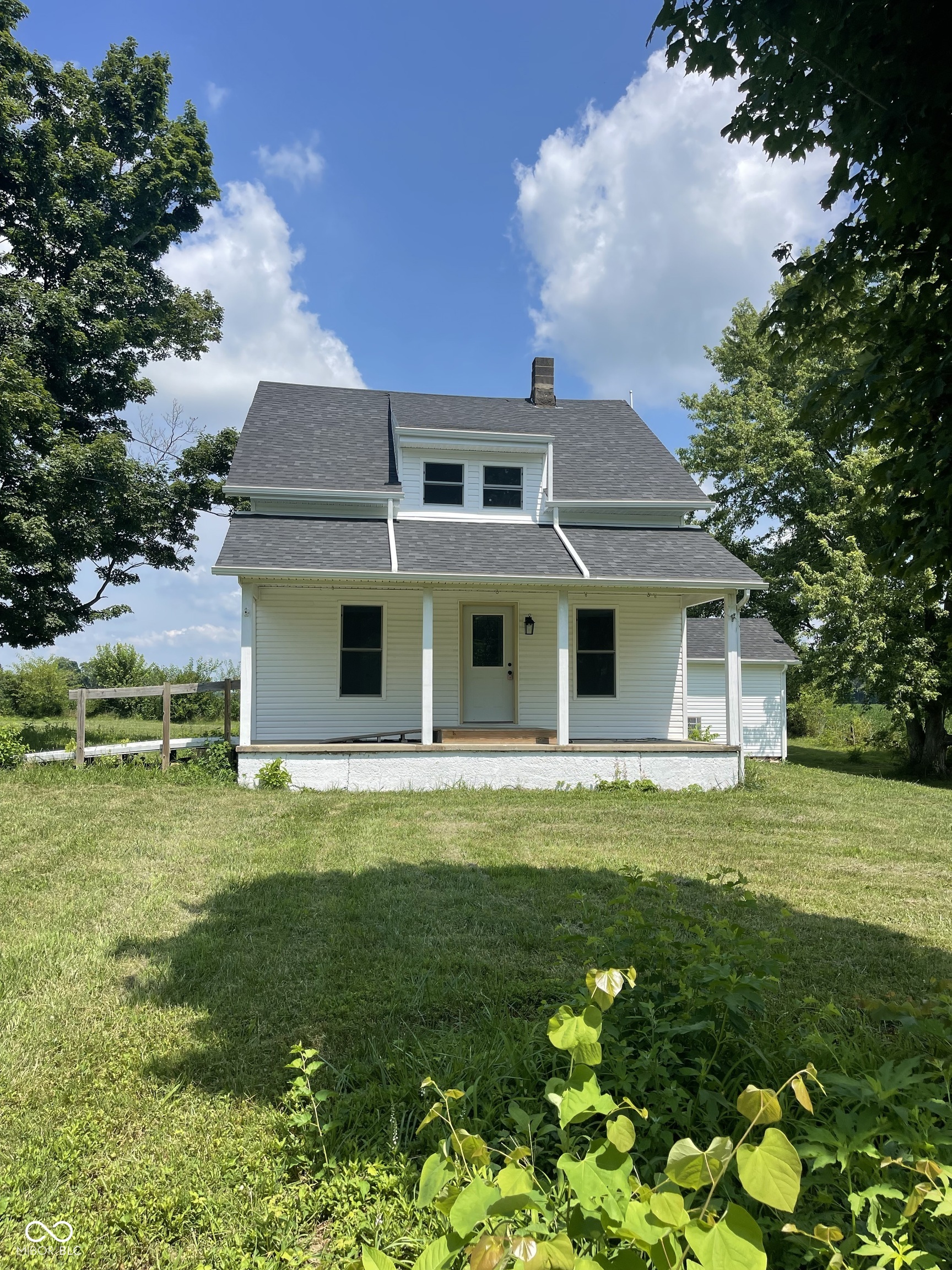 5722 E Township Line Road