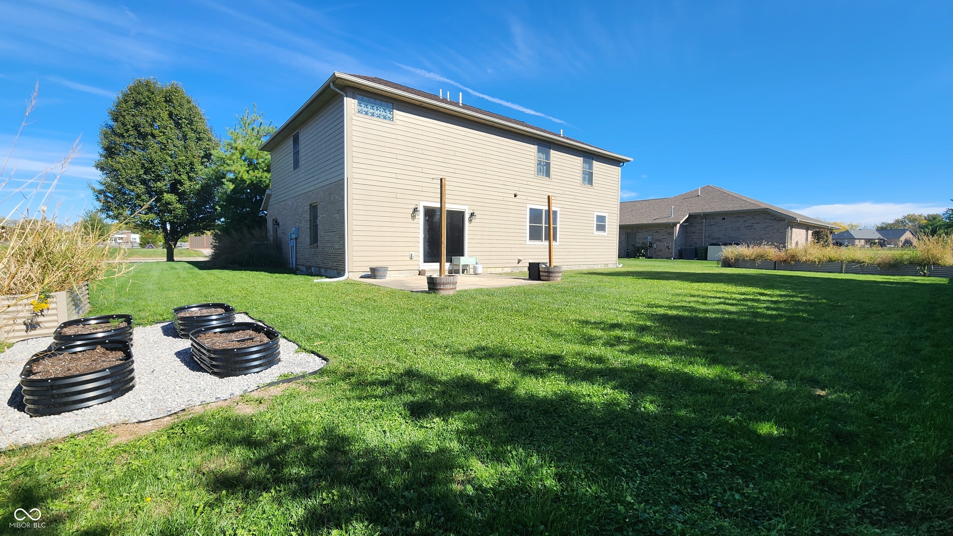 1085 E Jack's Way