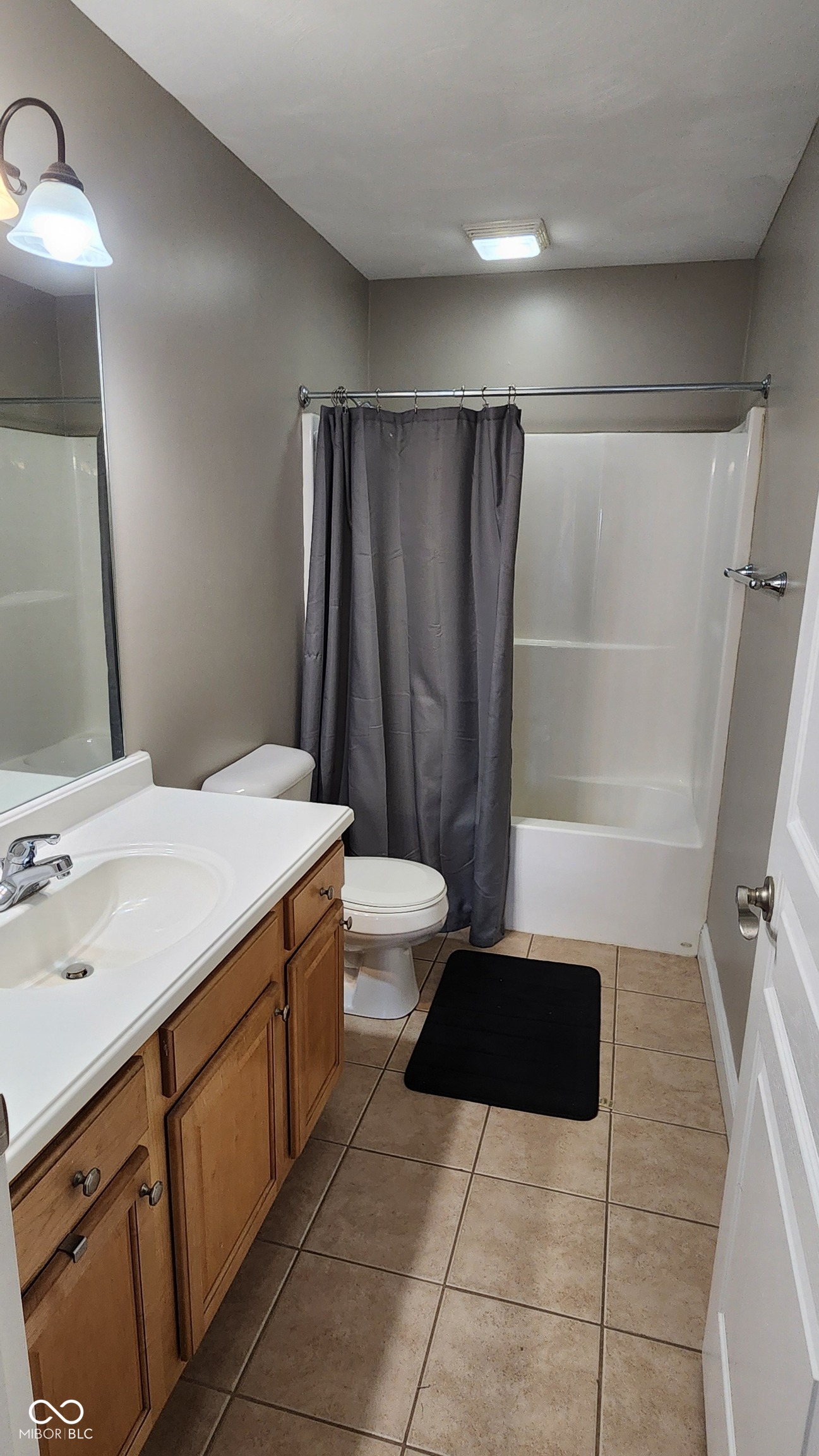 1085 E Jack's Way