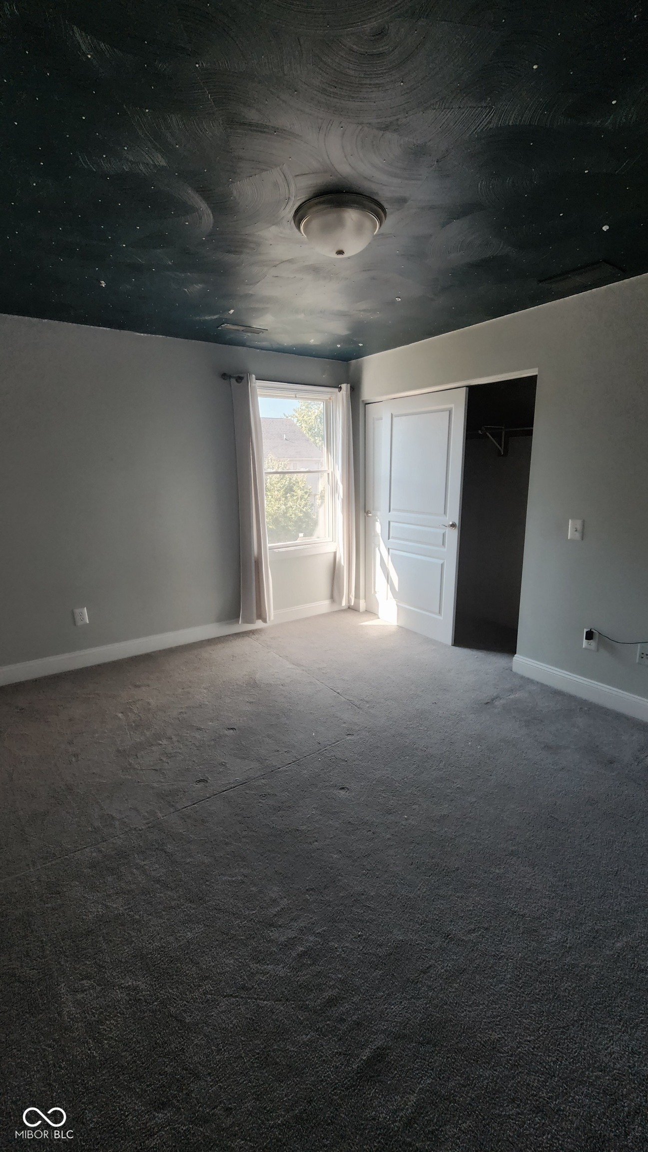 1085 E Jack's Way