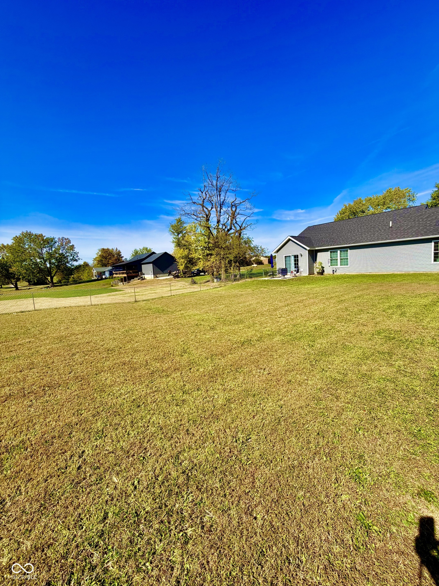 1594 N Cowlitz Trail