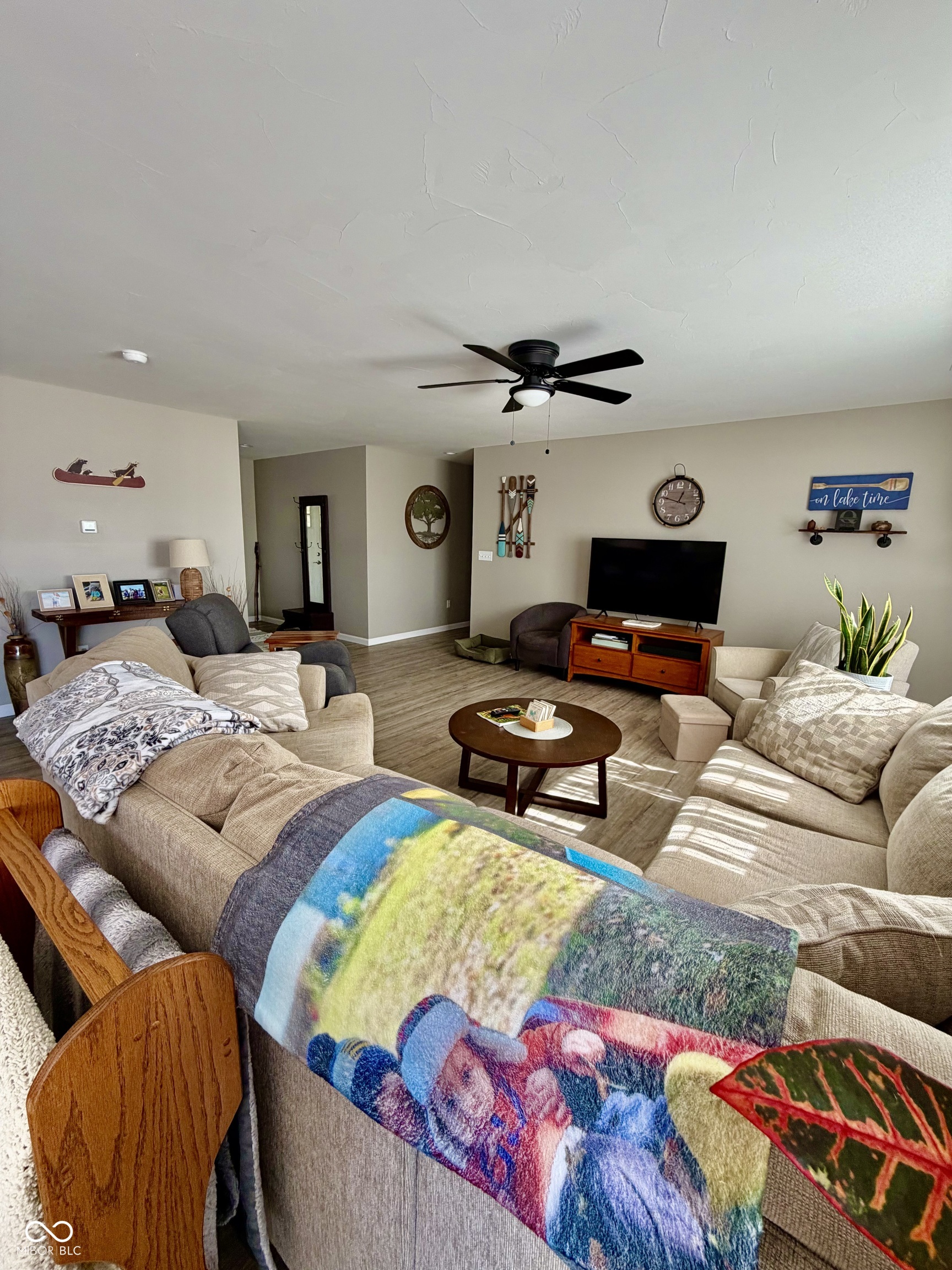 1594 N Cowlitz Trail