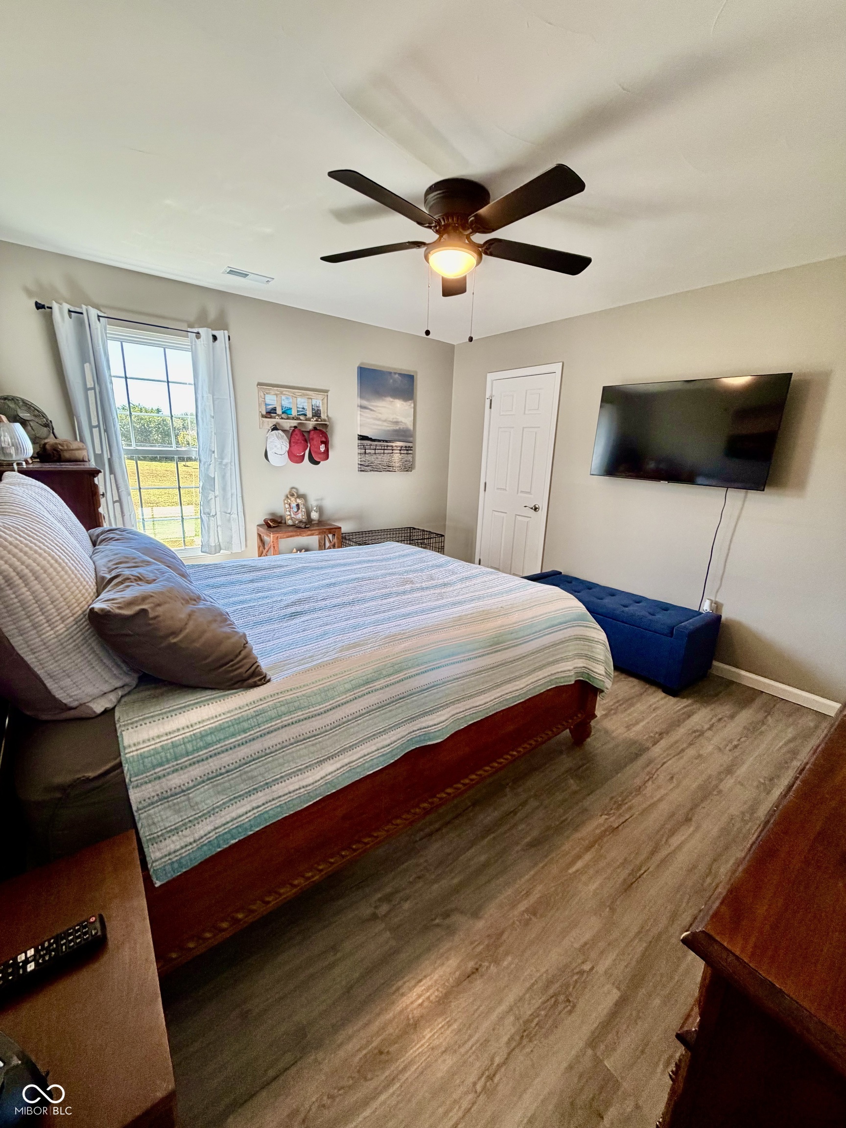 1594 N Cowlitz Trail