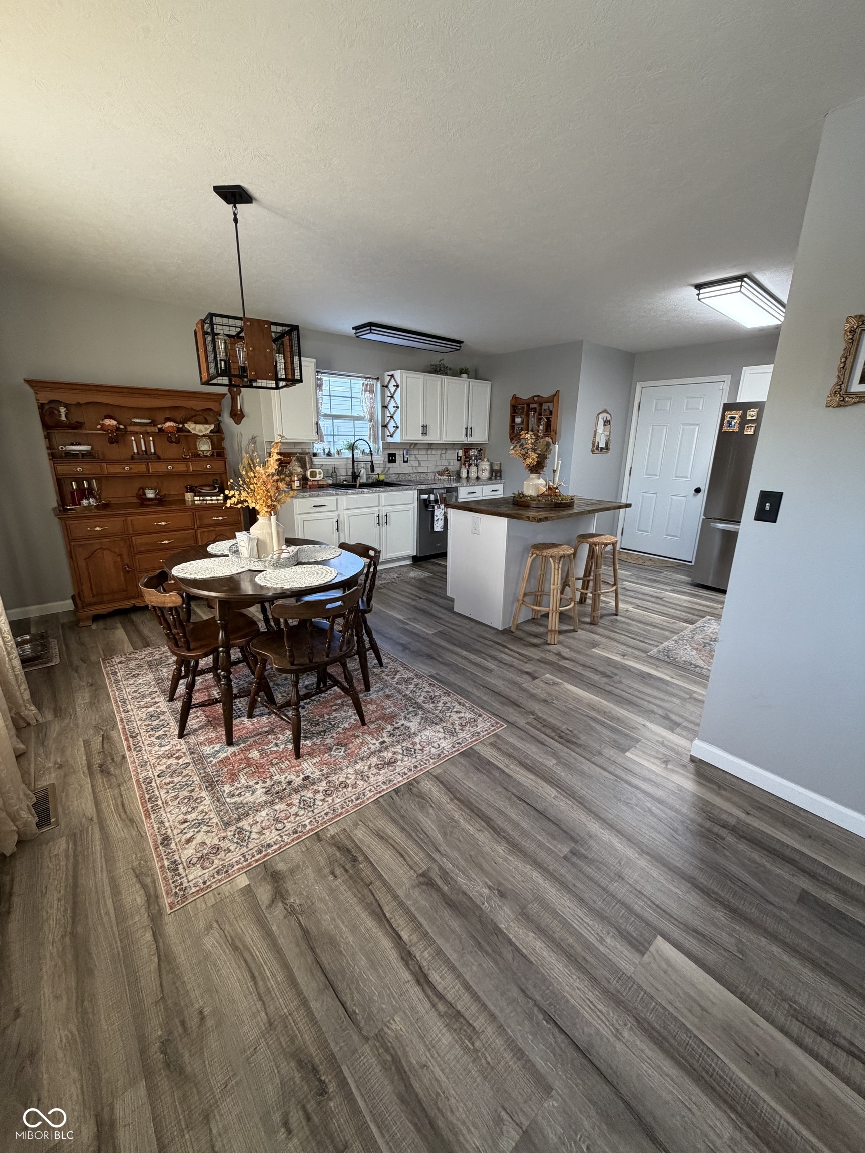 721 W 15th Street