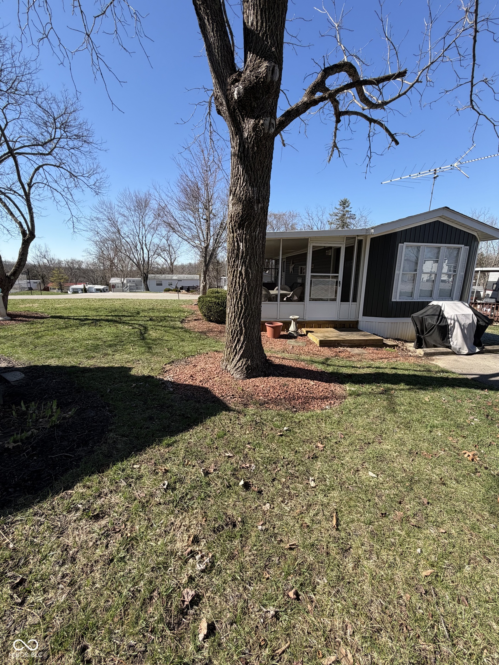 2288 W State Rd Old 101