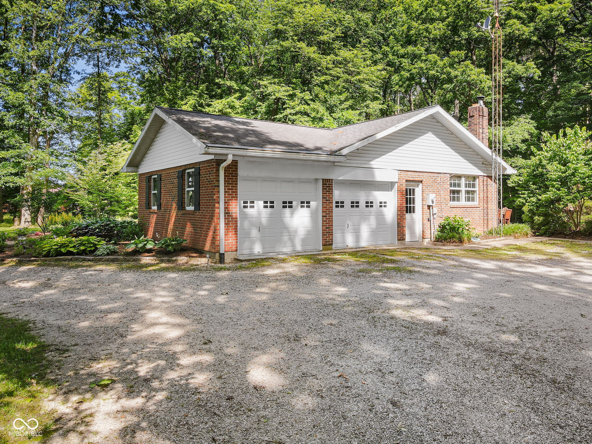 8568 E County Road 400 N