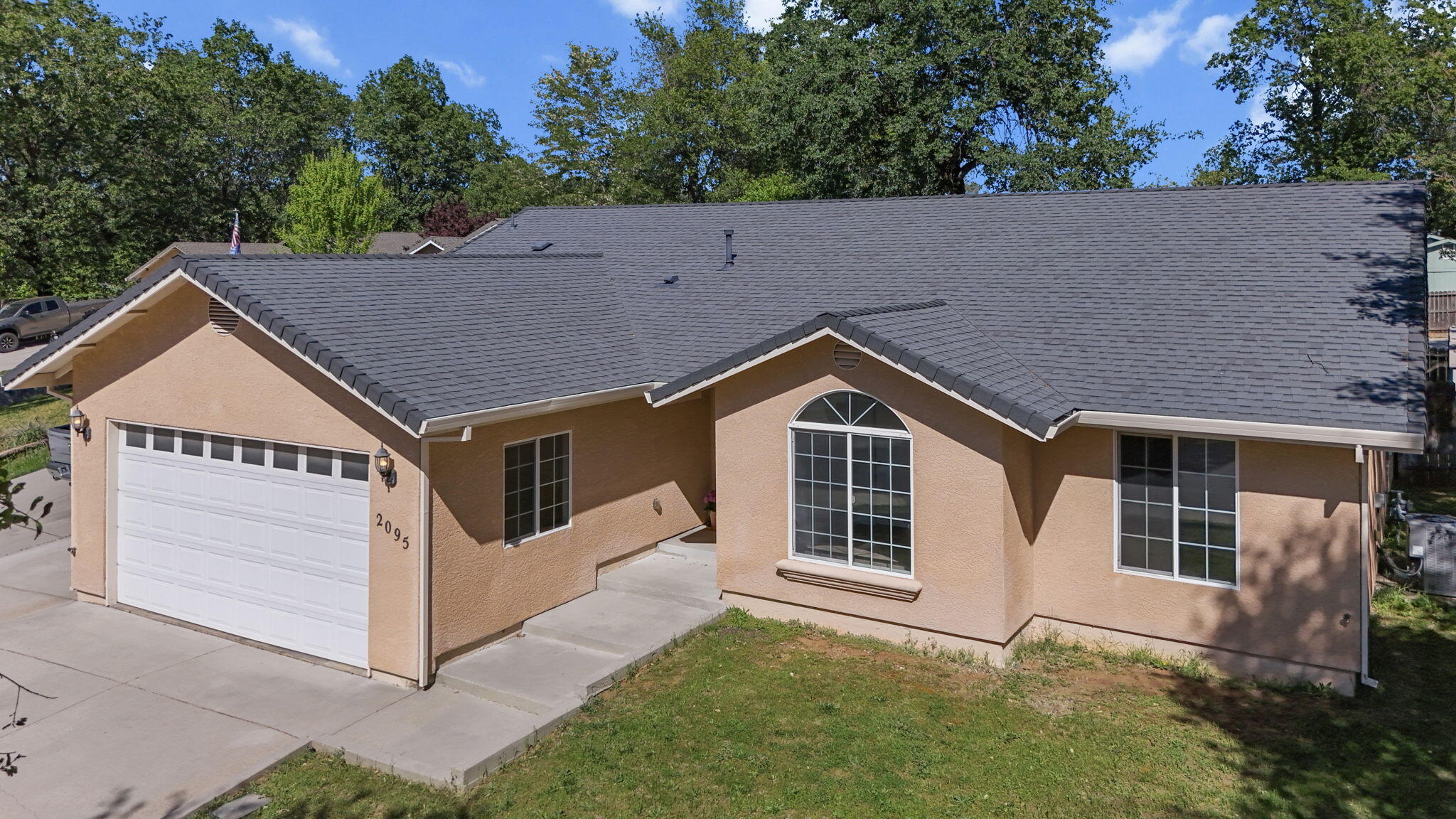 2095 Deer Creek Road