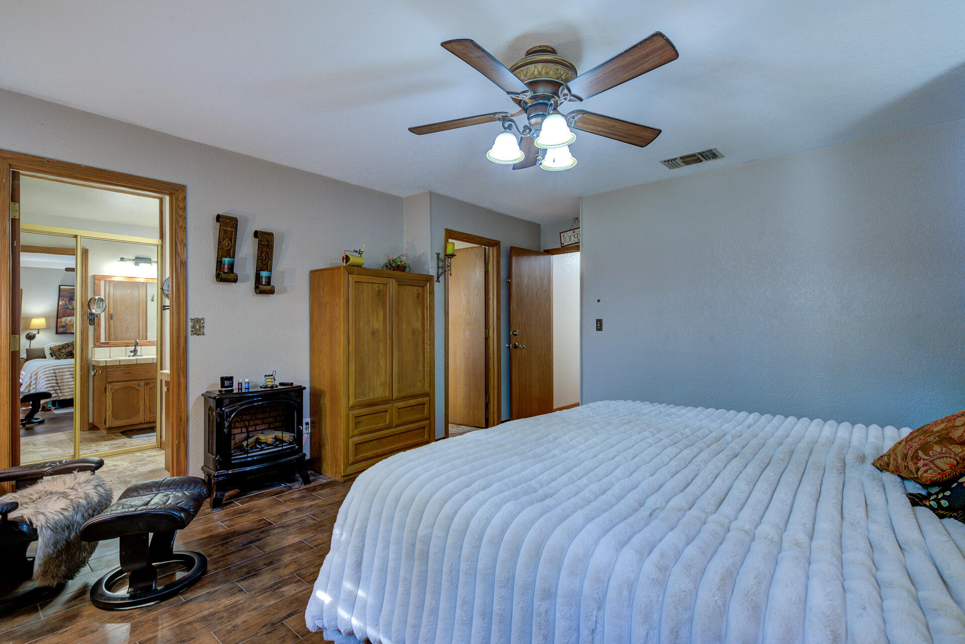 9912 Cow Creek Drive