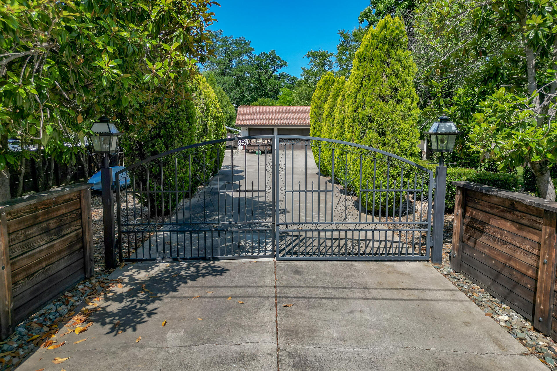 9912 Cow Creek Drive