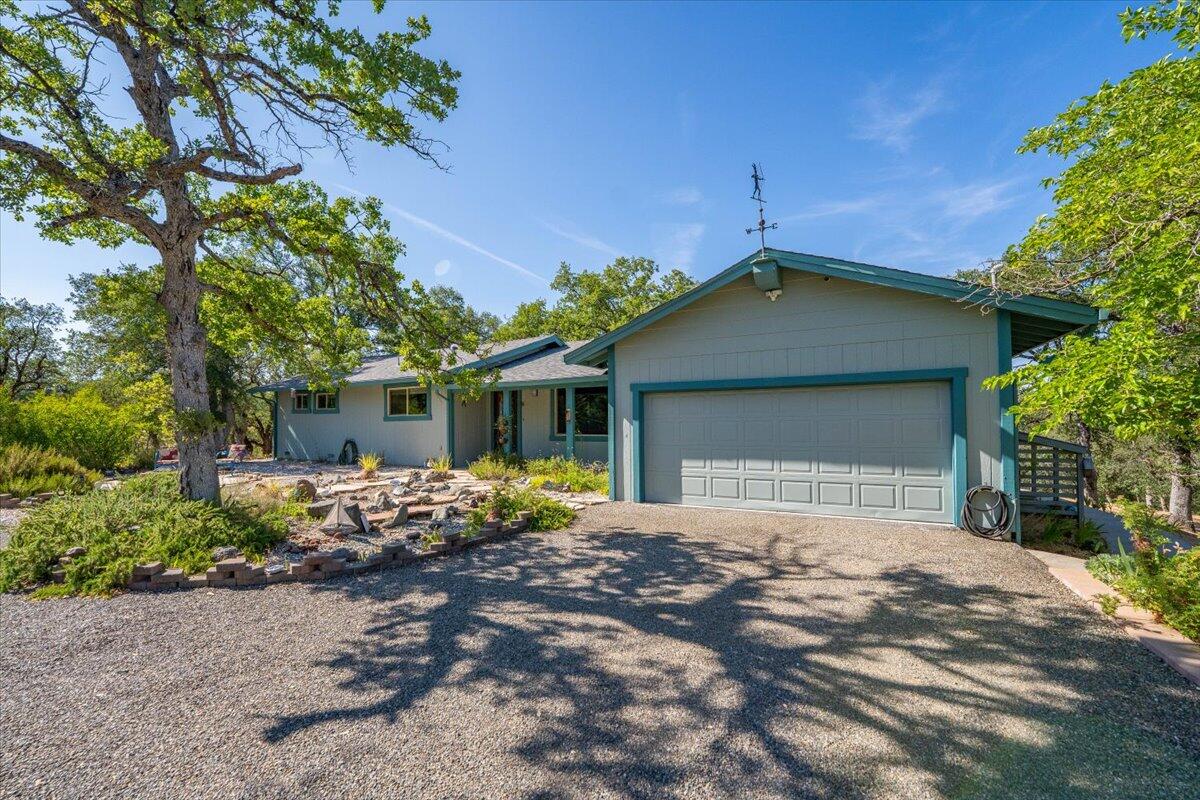 8828 Sun Valley Drive