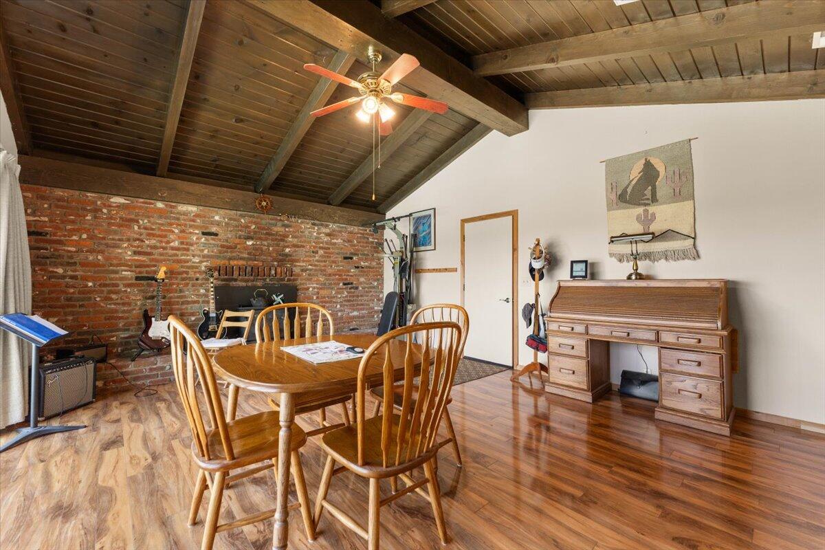 8828 Sun Valley Drive