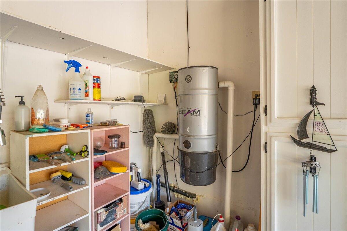 8828 Sun Valley Drive