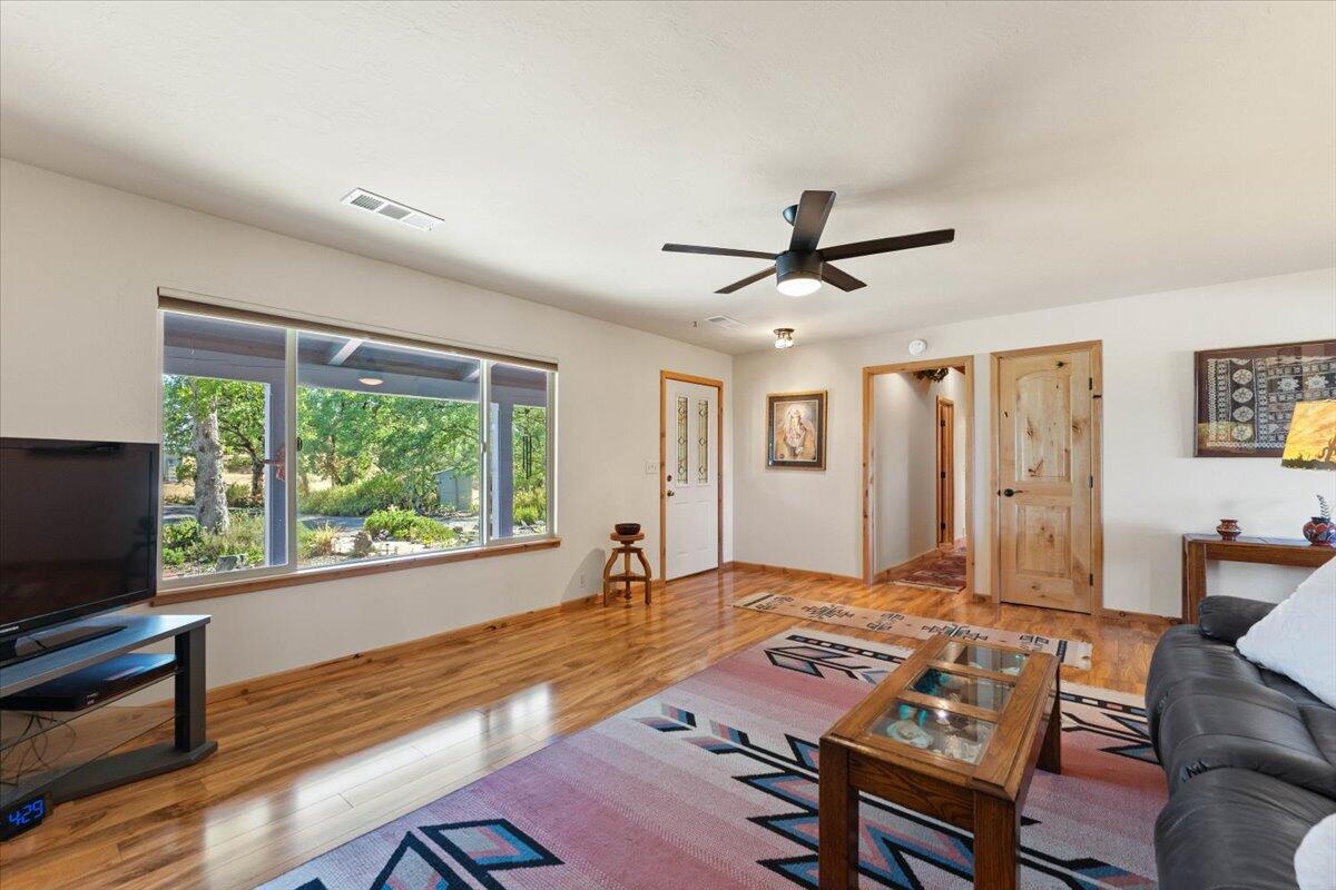 8828 Sun Valley Drive