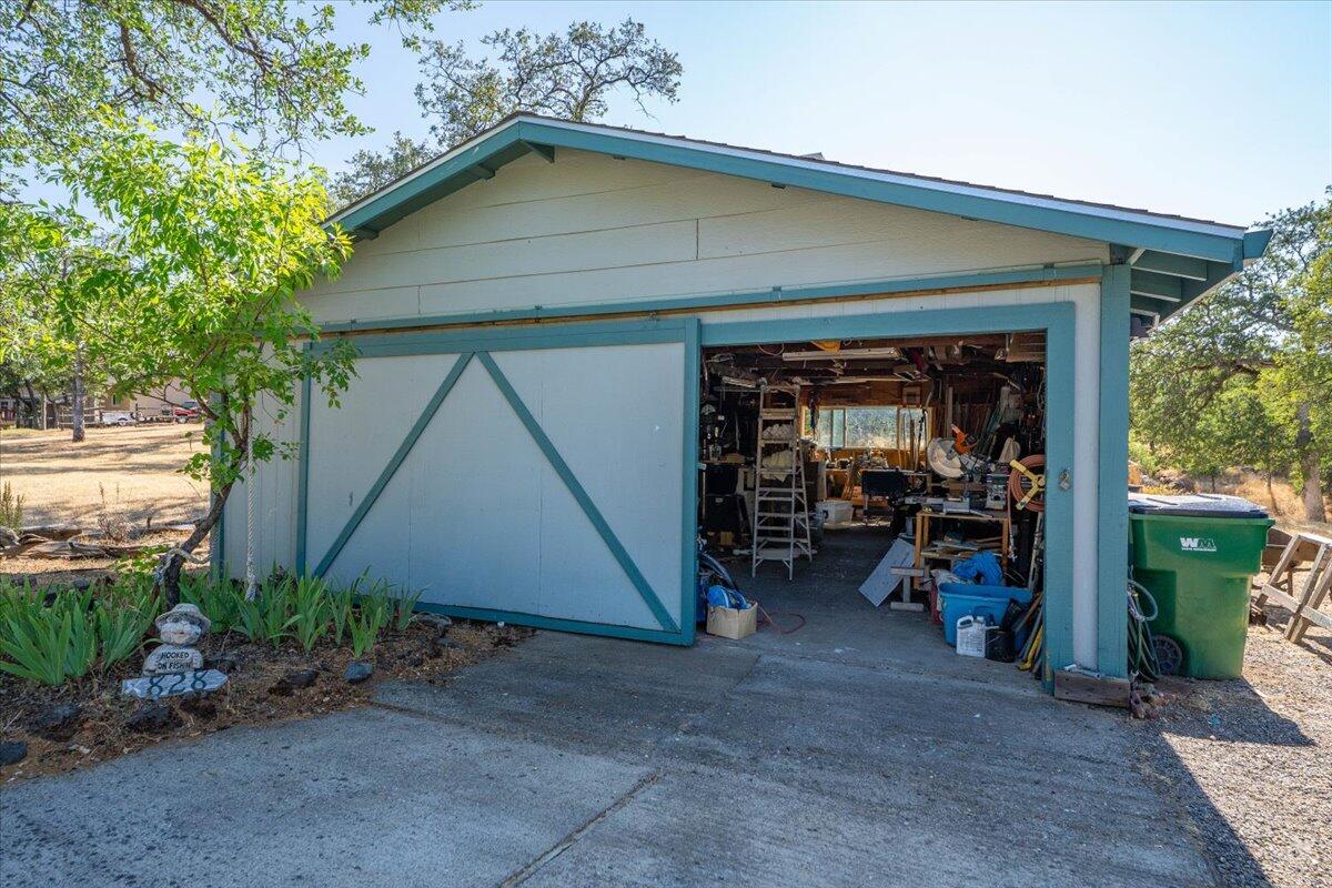 8828 Sun Valley Drive