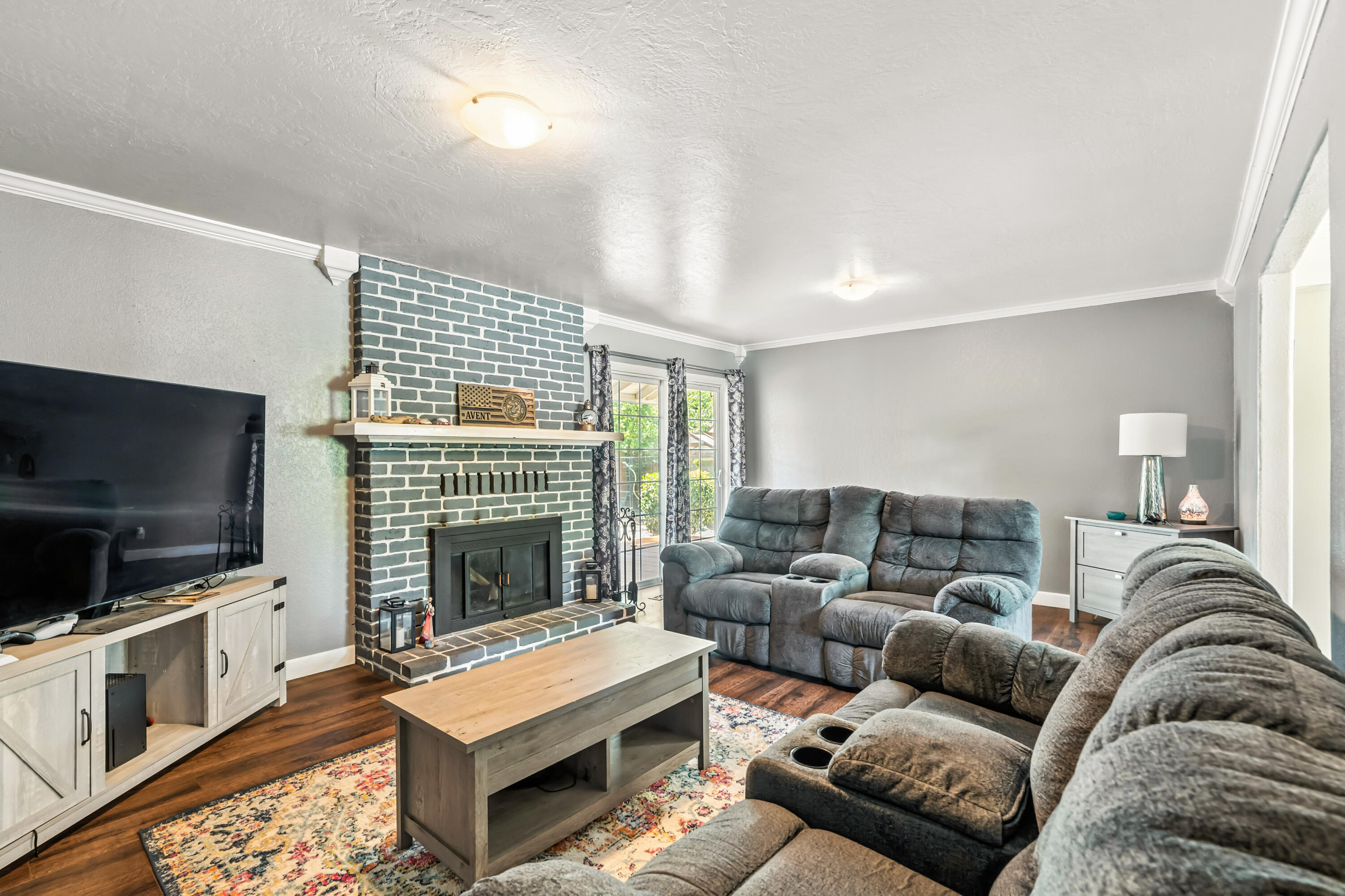 3442 Thomas Avenue